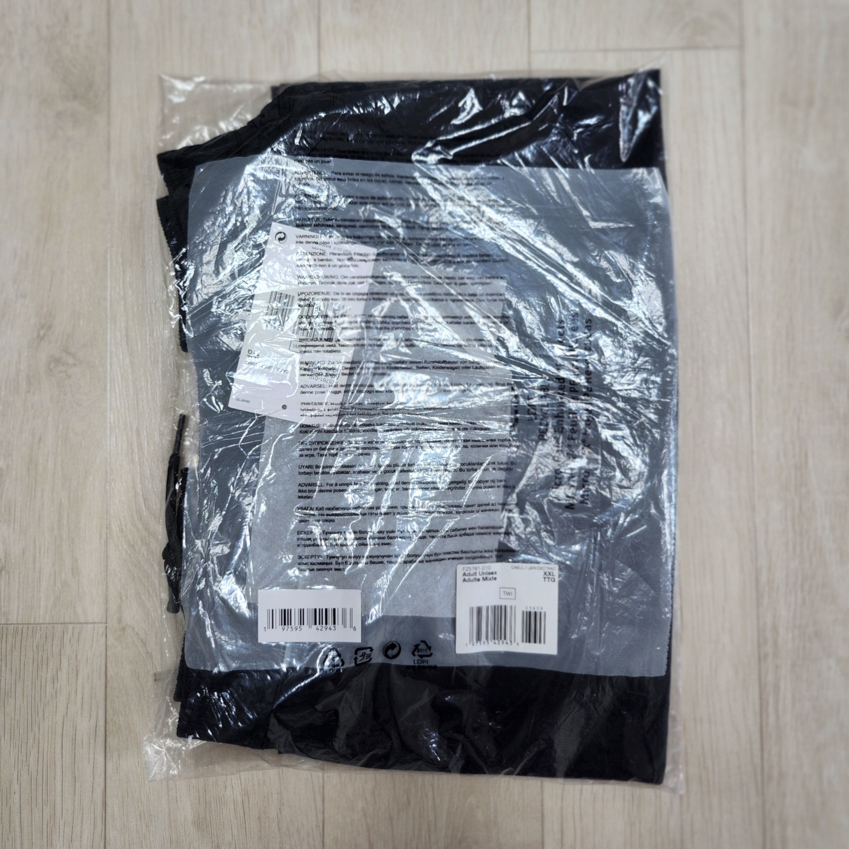 Nike x Stussy Water Short Black (FZ5761-010) 착용 스타일 - 3