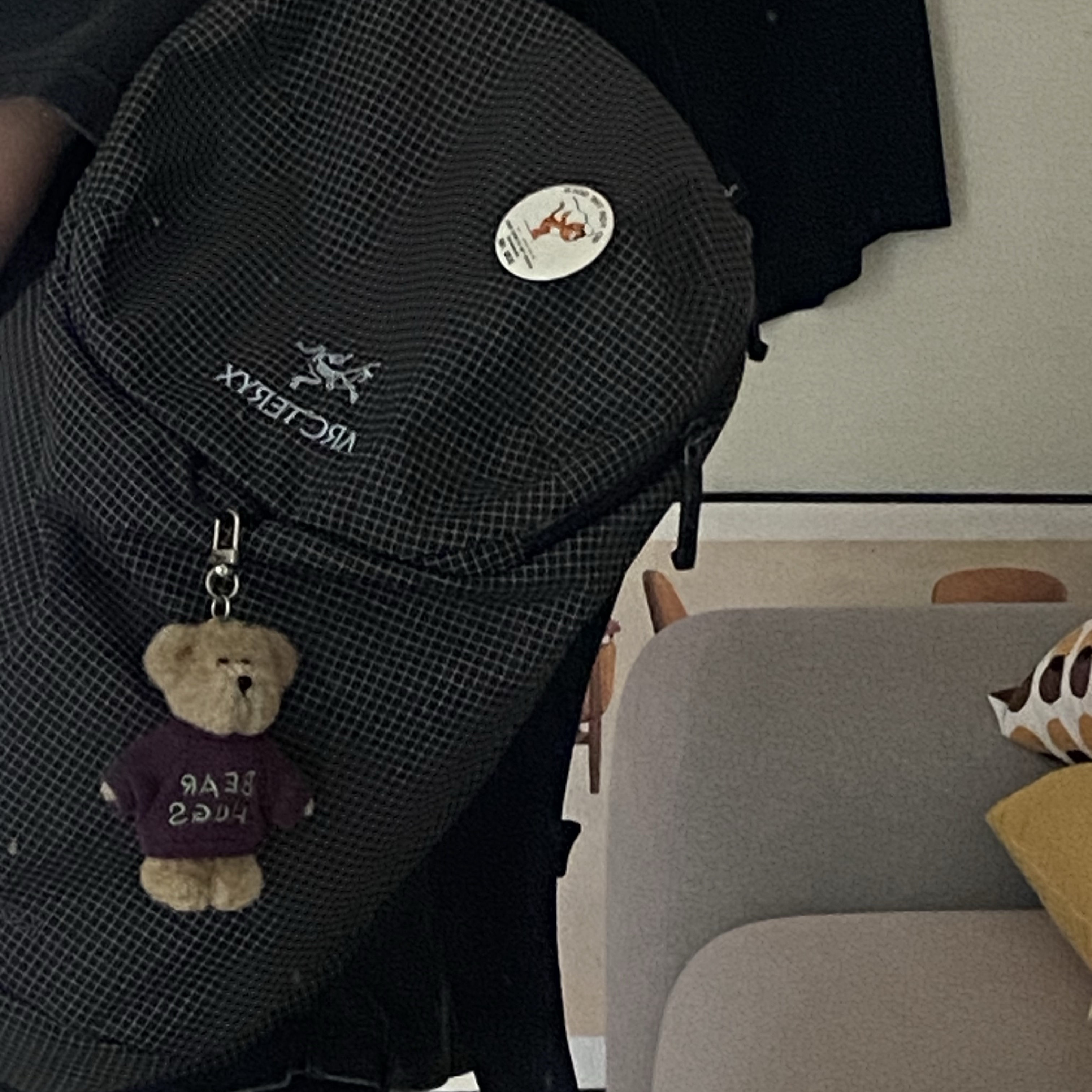 Arc'teryx Konseal 15 Backpack Black 착용 스타일