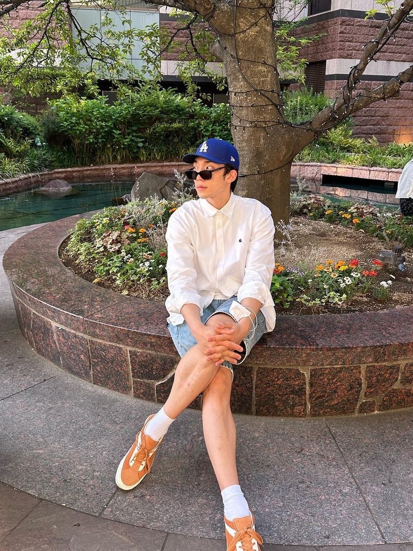 Stussy Denim Big OL' Shorts Washed Blue, Supreme x Nike Denim Short Indigo - 24SS 착용 스타일 - 4