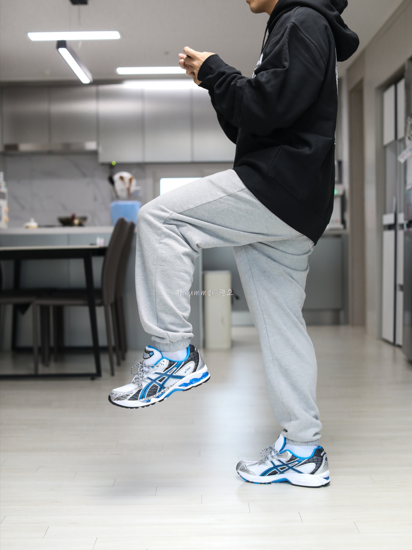 Asics Gel-Nimbus 10.1 White Directoire Blue 착용 스타일