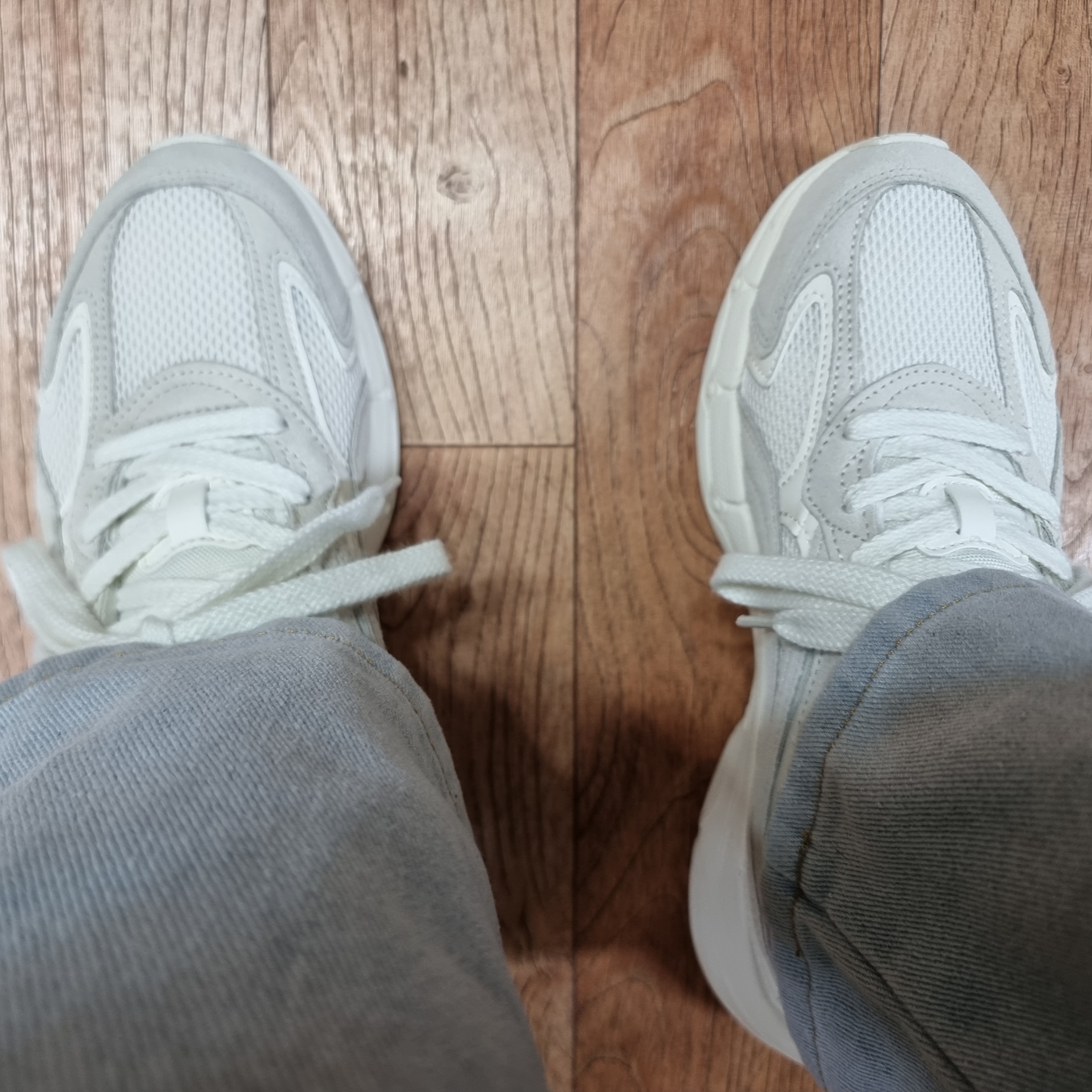 Puma Teveris Nitro Whisper White 착용 스타일 - 1