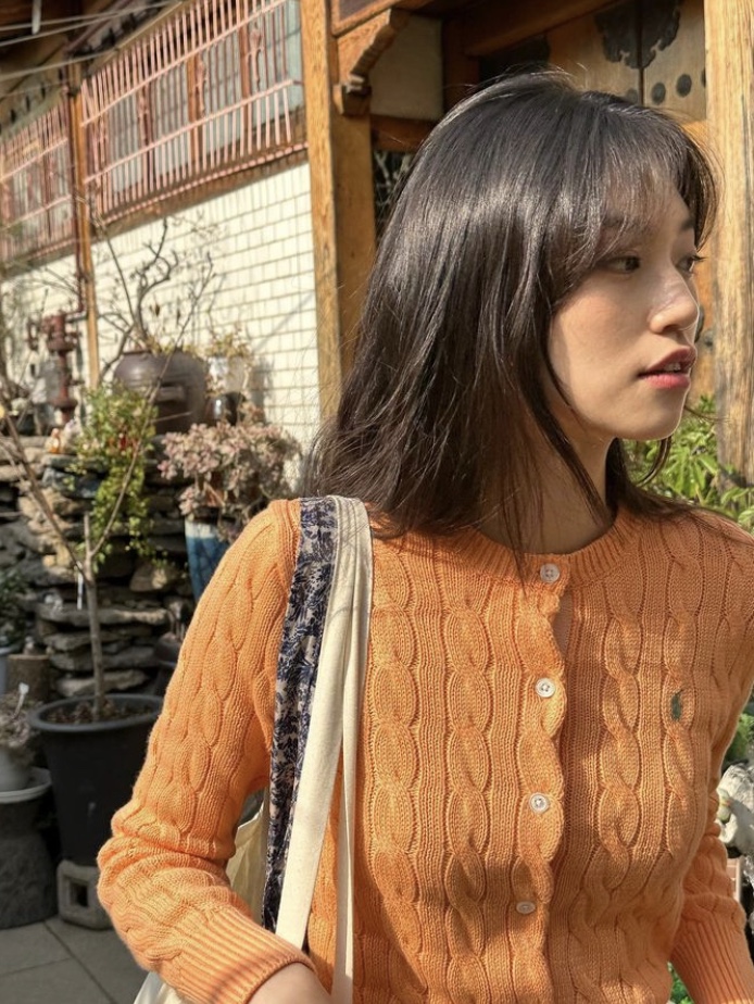 [30%적립] Polo Ralph Lauren Women Cable Knit Cotton Crewneck Cardigan Yellow, [30%적립] Polo Ralph Lauren Women Cable Knit Cotton Crewneck Cardigan Green 착용 스타일 - 3
