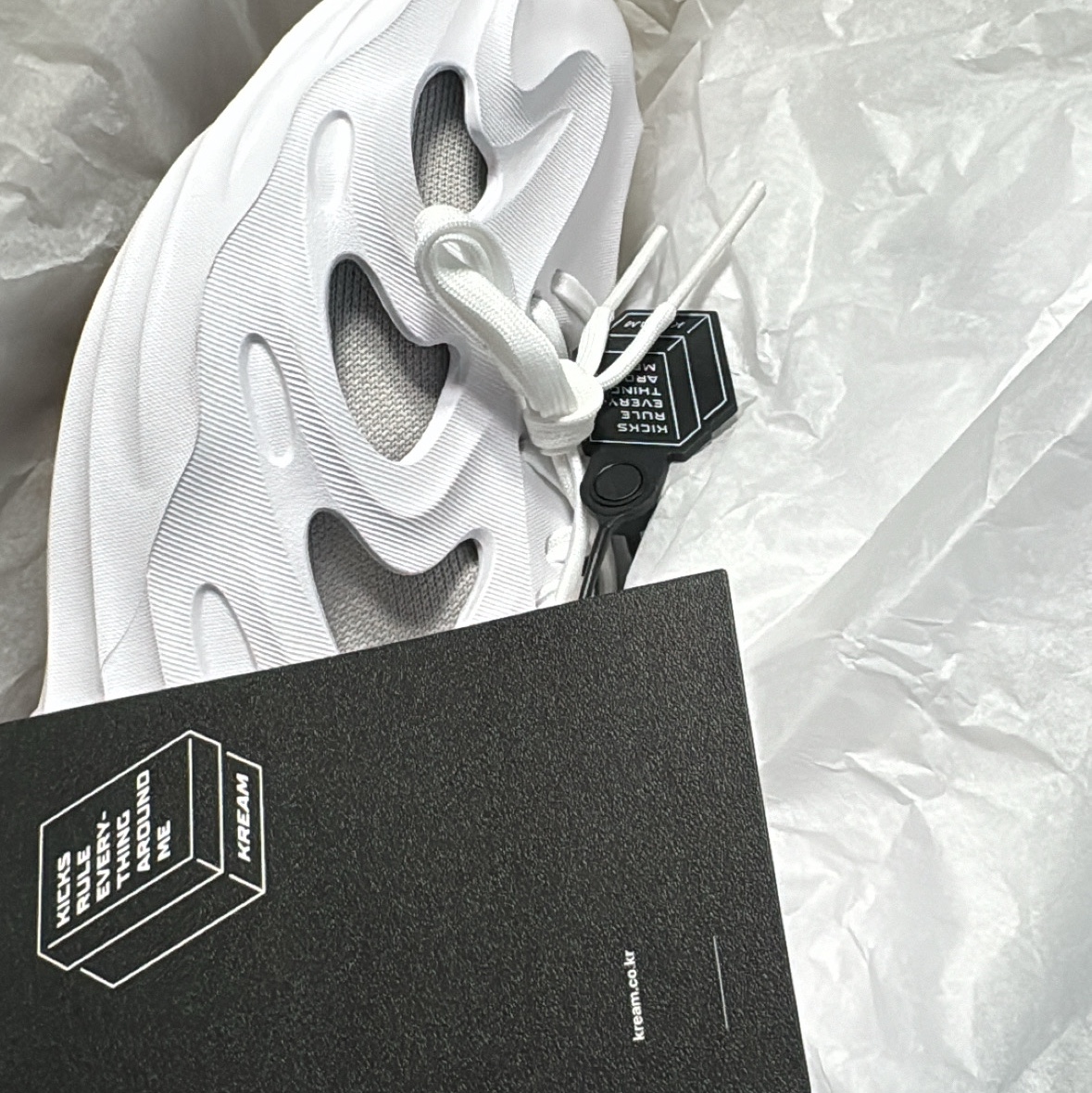 Adidas Adifom Q Cloud White Grey 착용 스타일