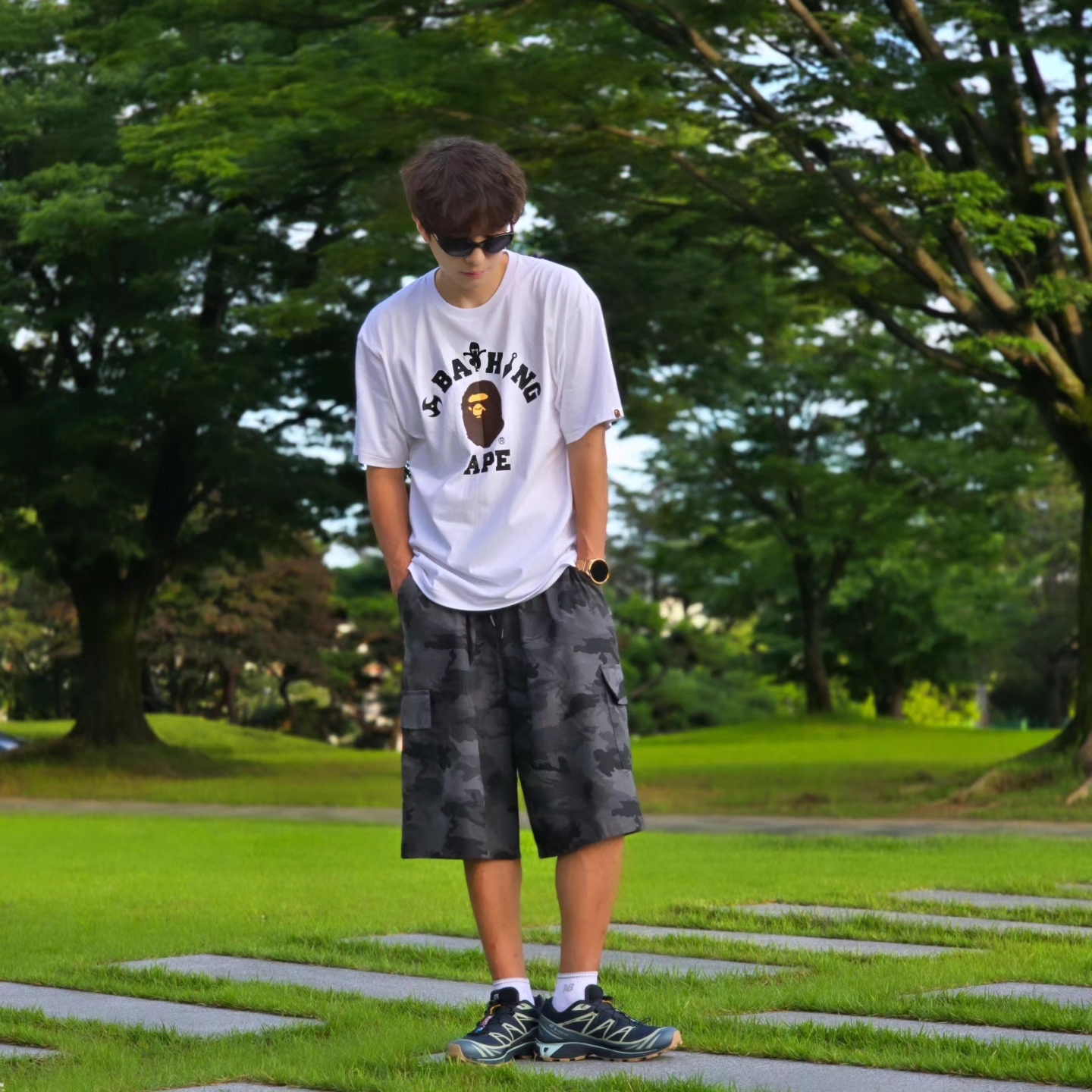 BAPE Ninja College T-Shirt White, Salomon XT-6 GTX Carbon Bering Sea 착용 스타일 - 3