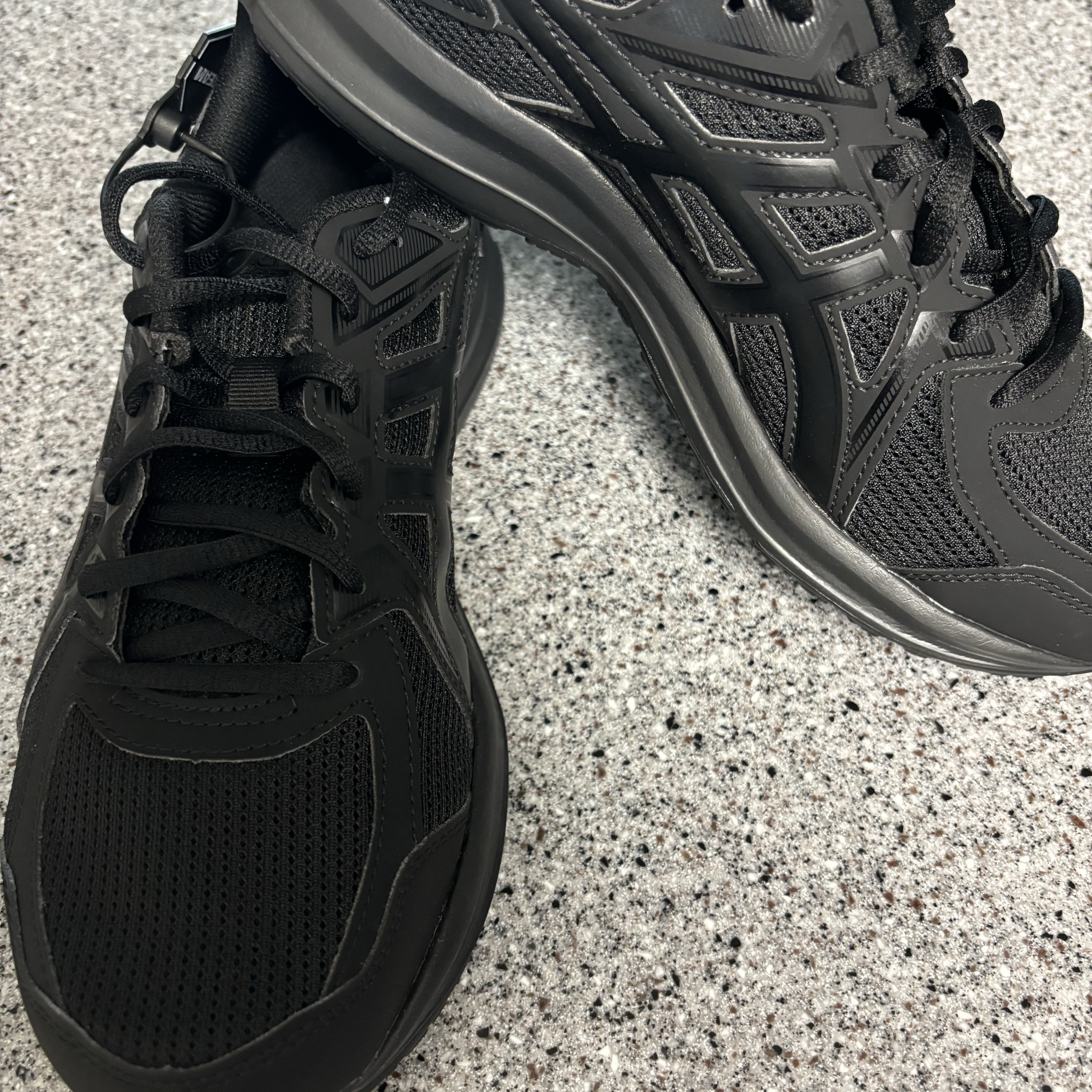 Asics Jog 100 2 Black 착용 스타일
