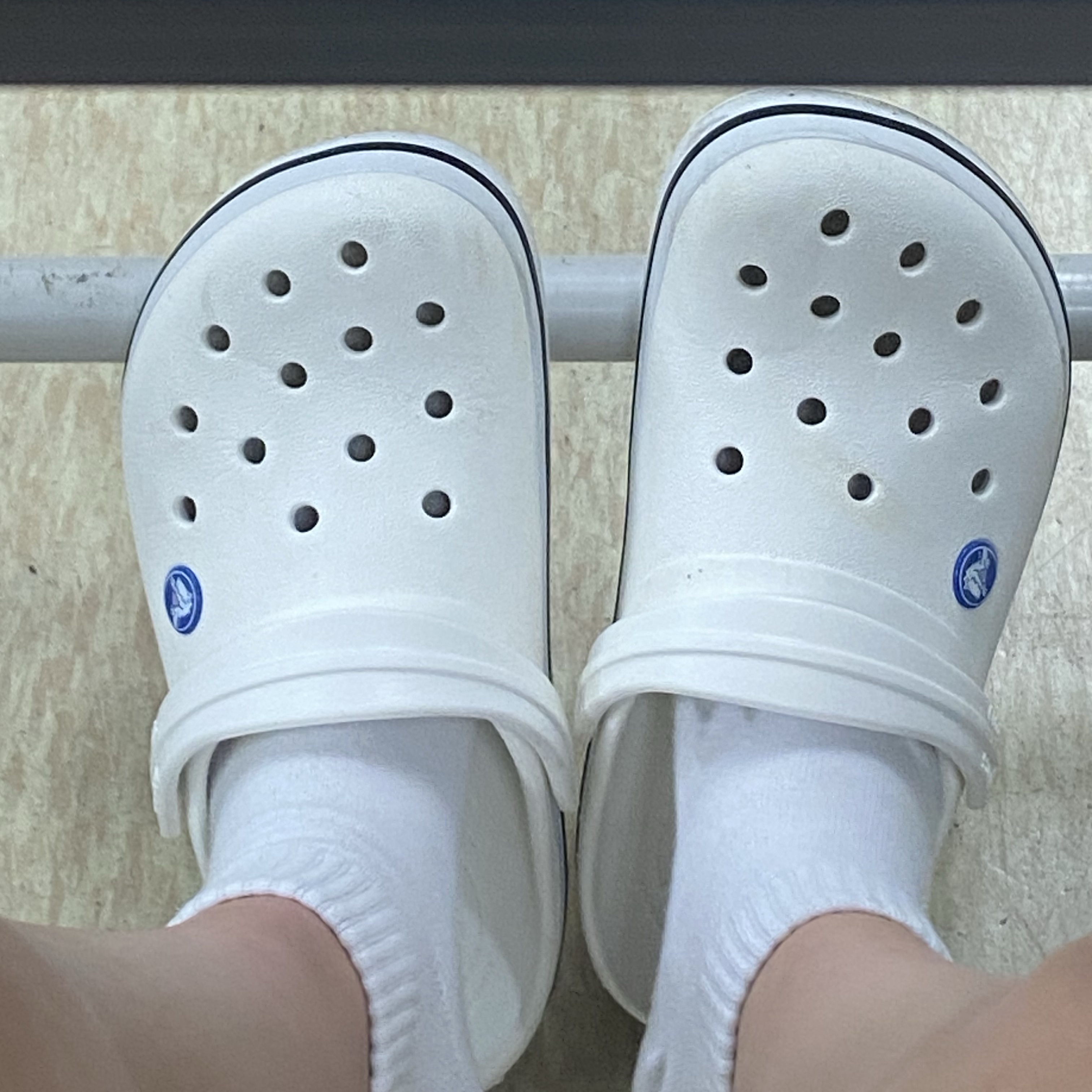 Crocs Crocband Clog White 착용 스타일