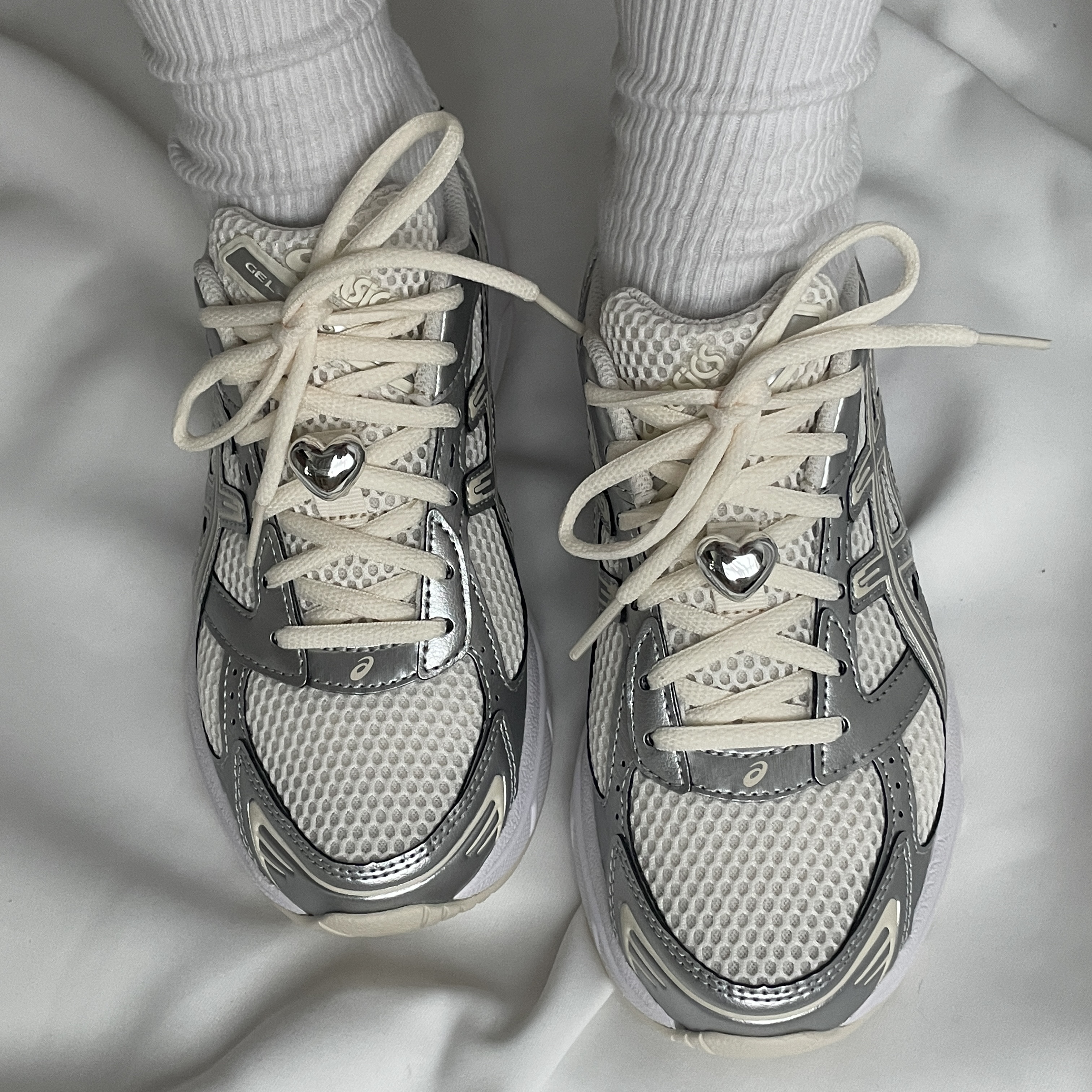 (W) Asics Gel-1130 Cream Pure Silver 착용 스타일 - 2