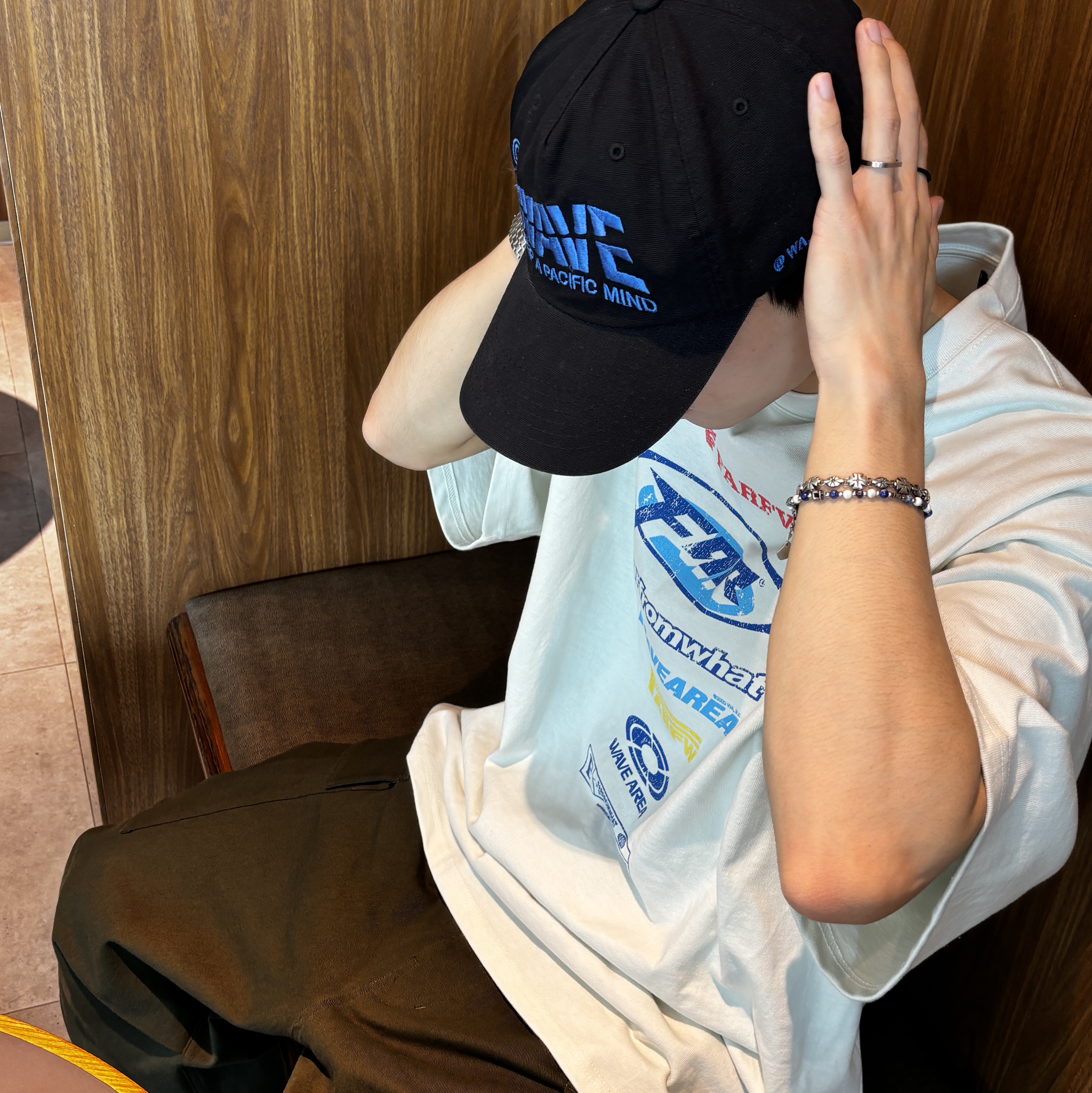 Farfromwhat Wave Cap Black 착용 스타일