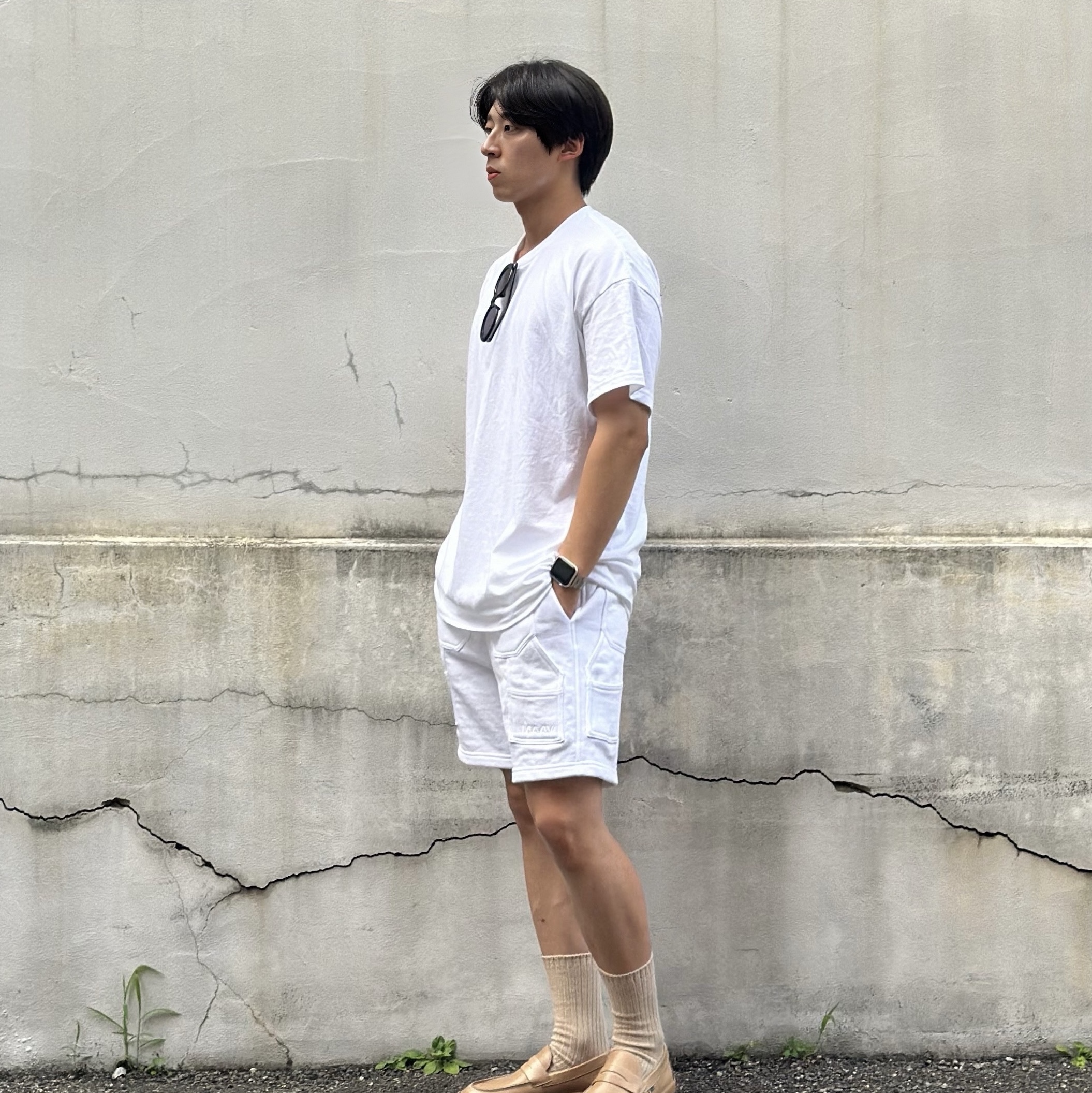 Gildan Light Cotton T-Shirt White Black (2Pack) 착용 스타일 - 3