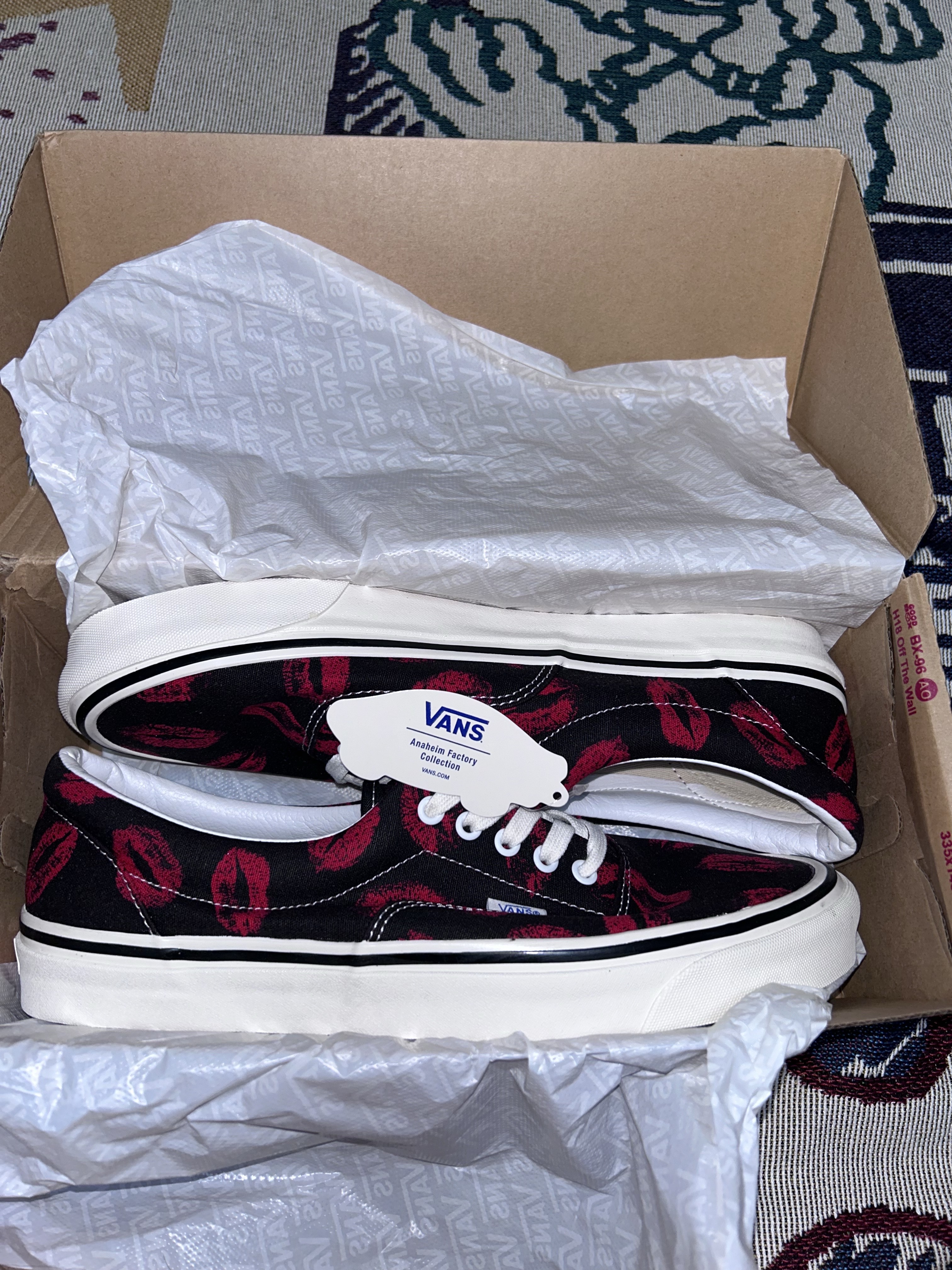 Vans Era 95 DX Anaheim Factory Black Hotlips 착용 스타일 - 5