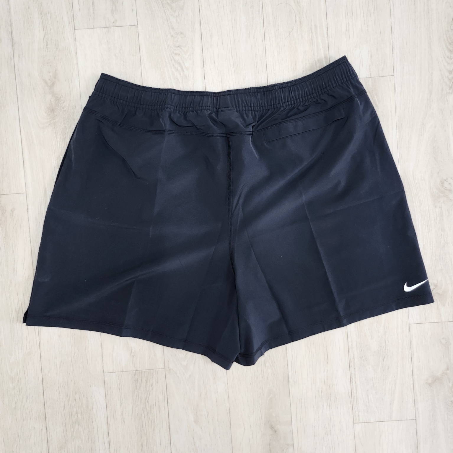 Nike x Stussy Water Short Black (FZ5761-010) 착용 스타일 - 2