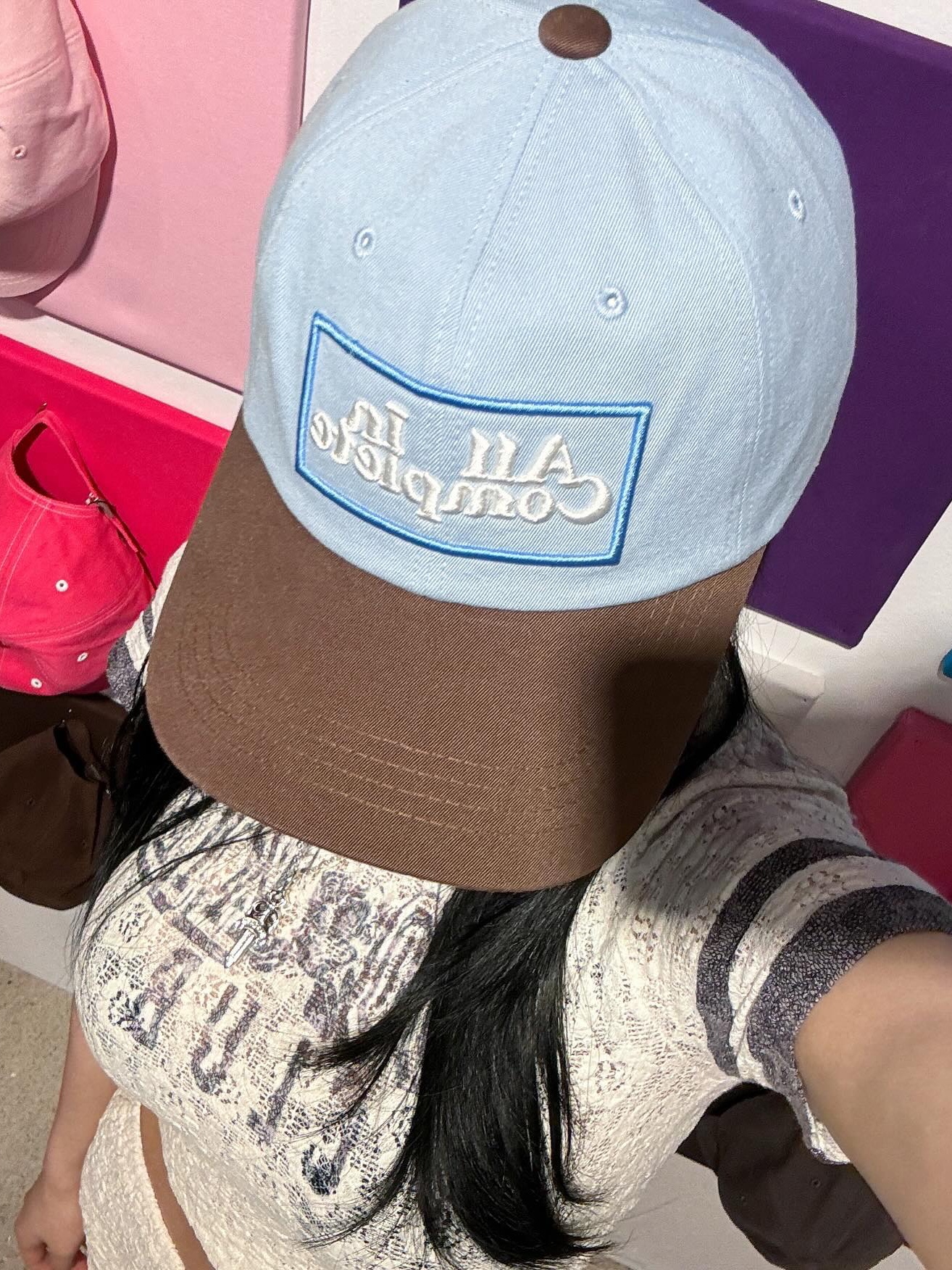 Allincomplete Moon Logo Ball Cap Brown & Sky Blue 착용 스타일 - 2