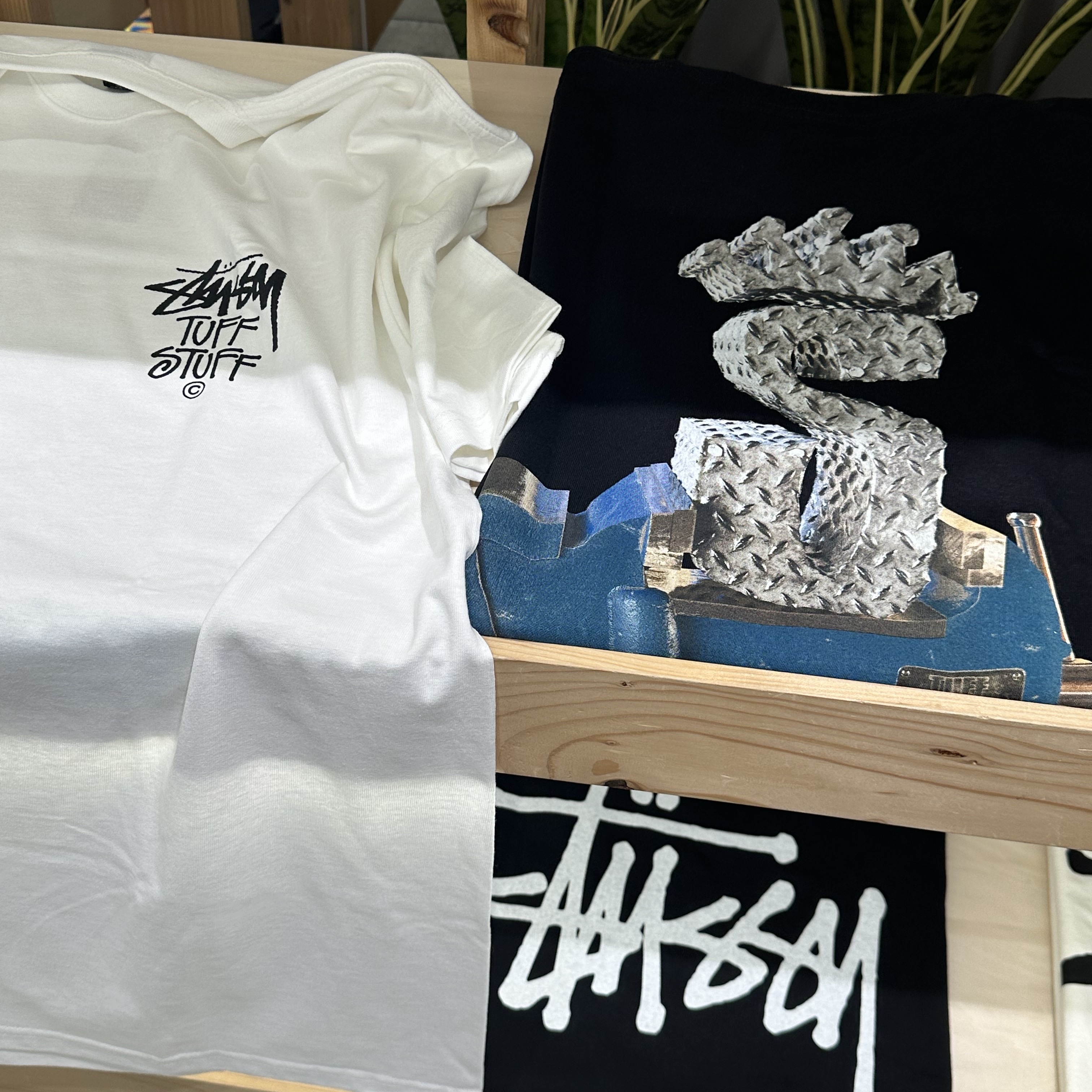 Stussy Tuff Stuff T-Shirt White, Stussy Thermal Stock T-Shirt White 착용 스타일 - 1