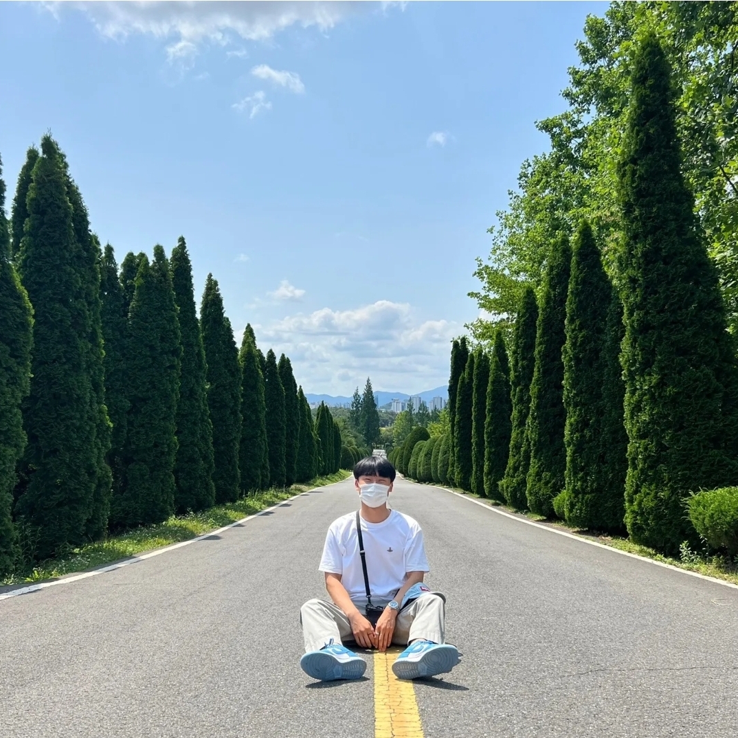 Nike Dunk Low Retro University Blue, Supreme Shoulder Bag Black - 19FW 착용 스타일