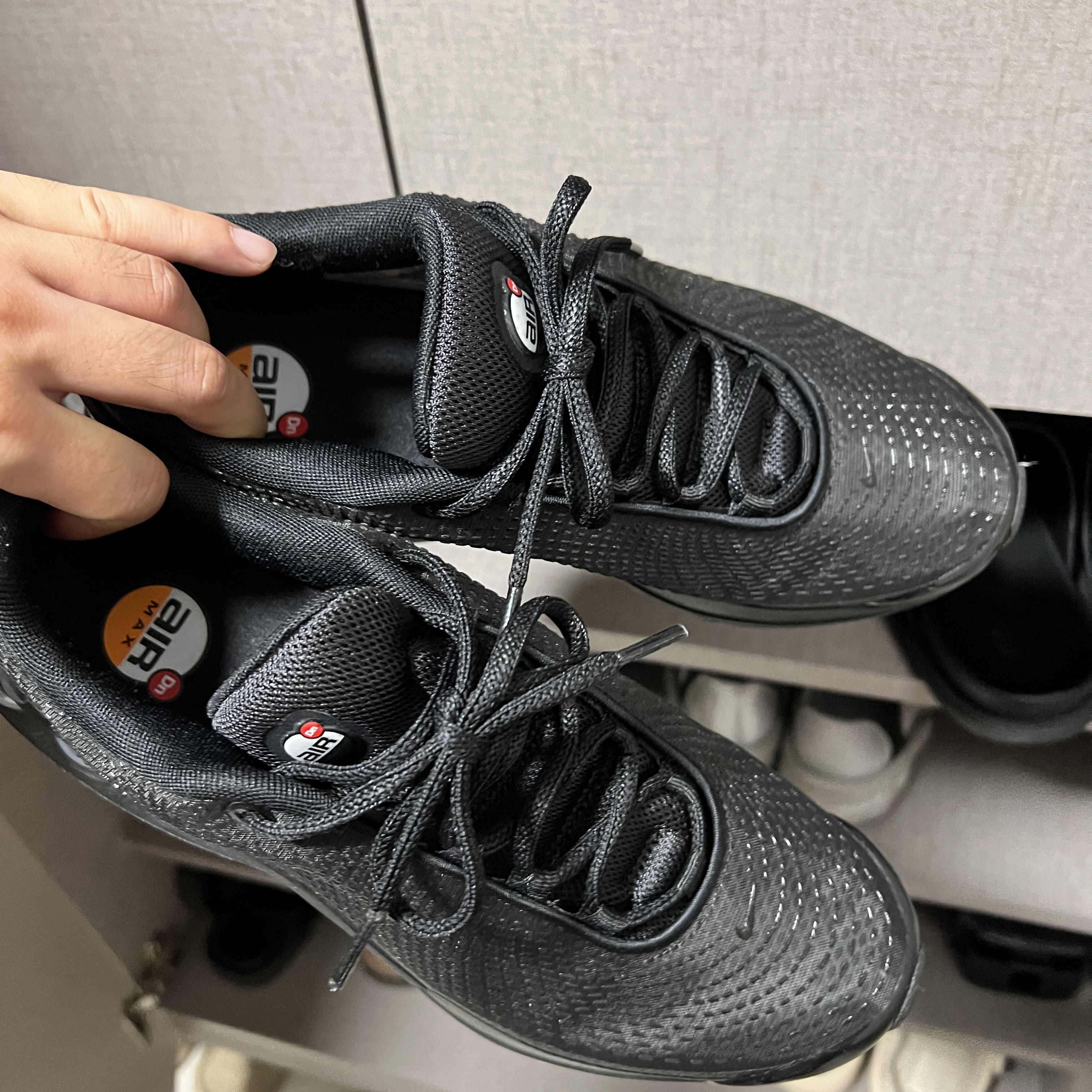 Nike Air Max Dn Black Grey 착용 스타일