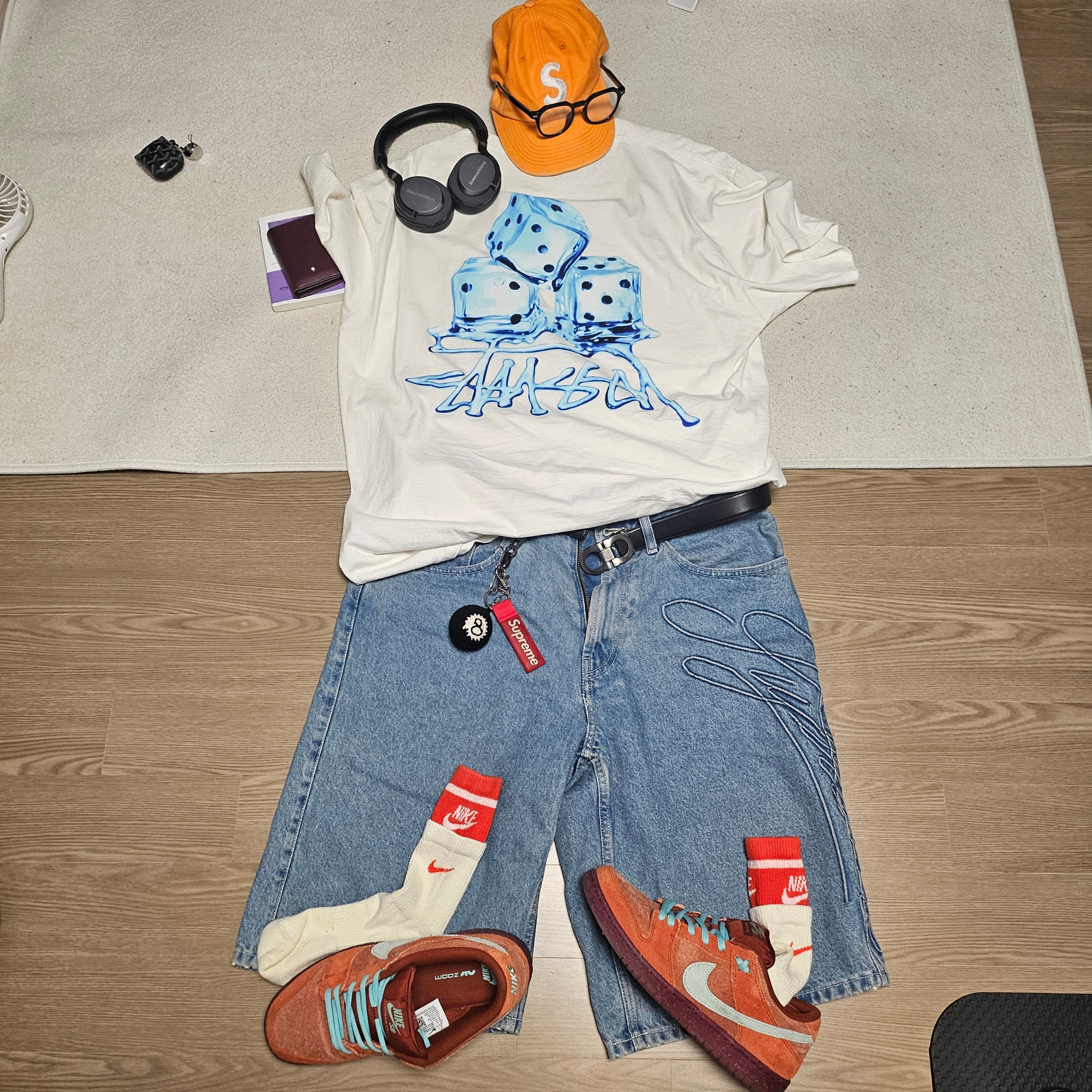 Supreme Pigment Canvas S Logo 6-Panel Orange - 23SS, Stussy Melted T-Shirt White 착용 스타일 - 2