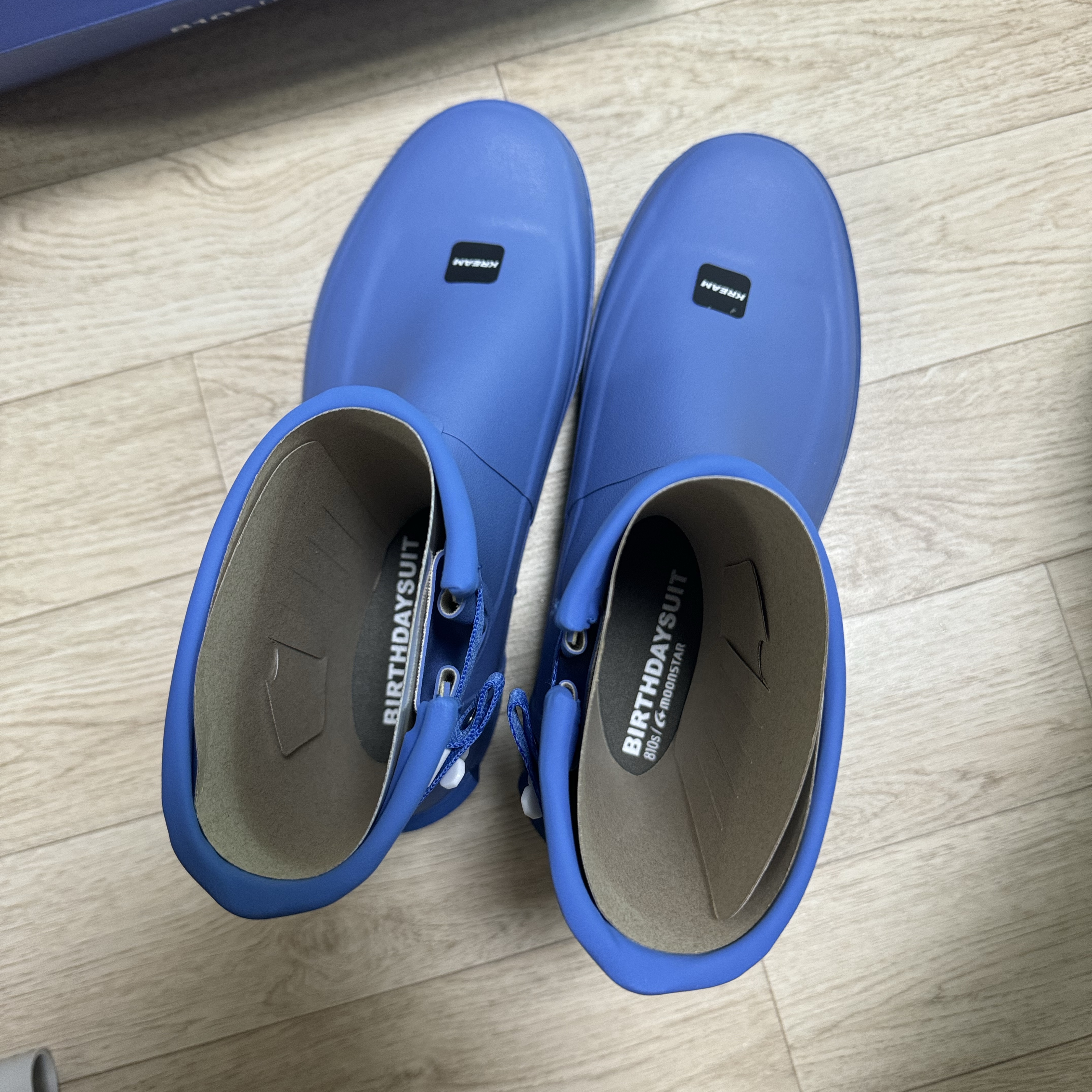 Moonstar x Birthdaysuit 810s ET044 Marke Modi Blue 착용 스타일