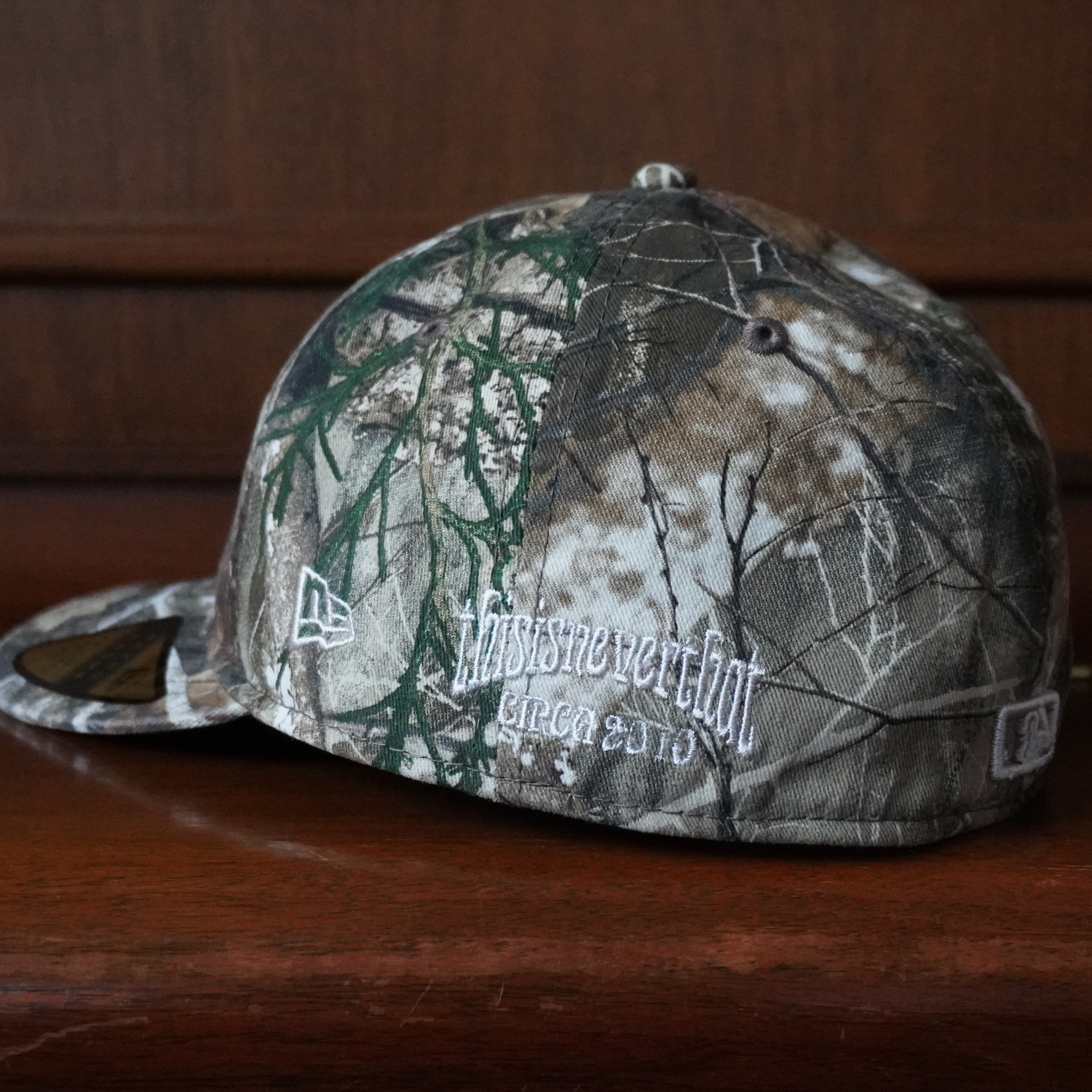 Thisisneverthat x New Era x MLB New York Yankees 59Fifty Retro Crown Cap Realtree 착용 스타일 - 3