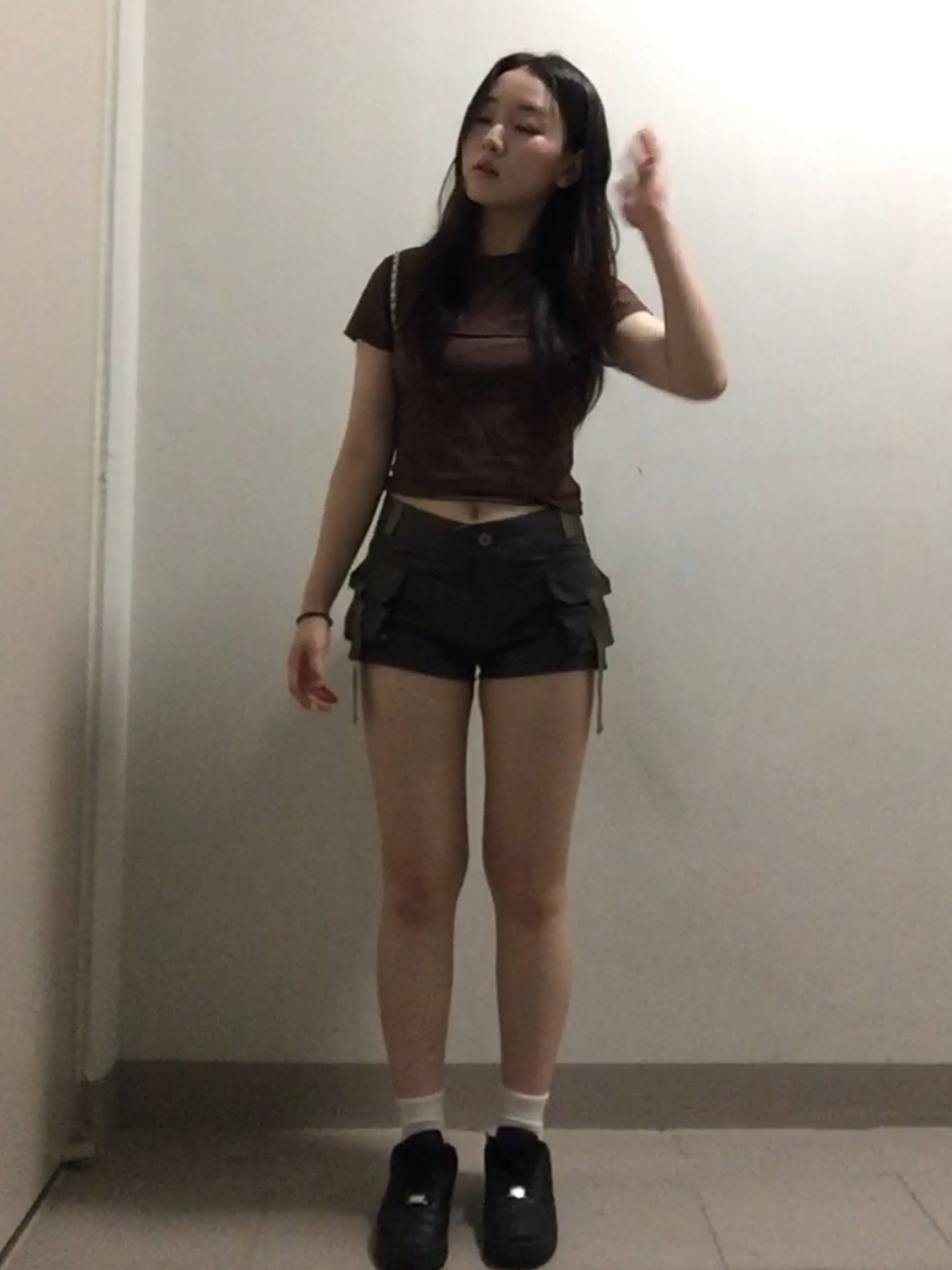 (W) Bohemian Seoul Biker Short Pants Black 착용 스타일 - 1
