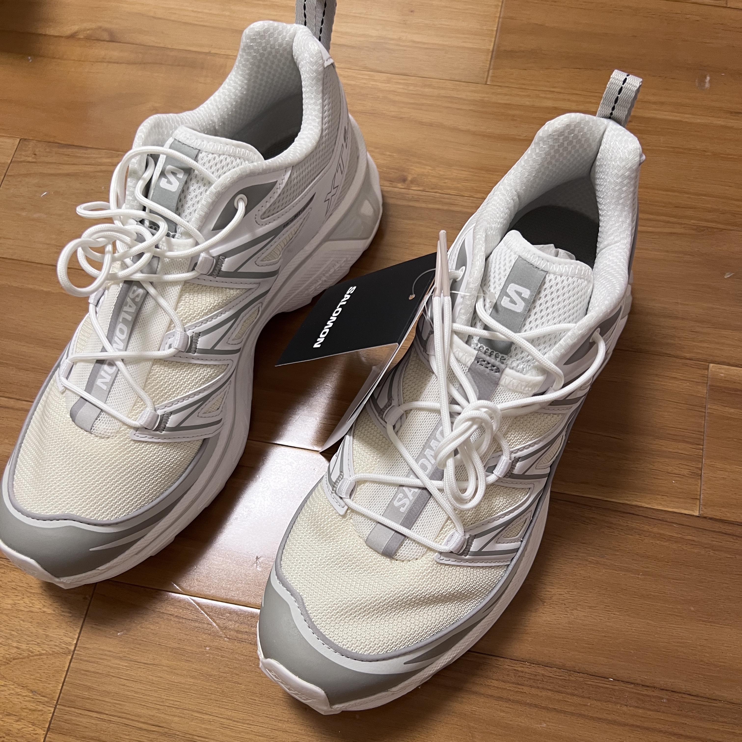 Salomon XT-6 Expanse Vanilla Ice White 착용 스타일