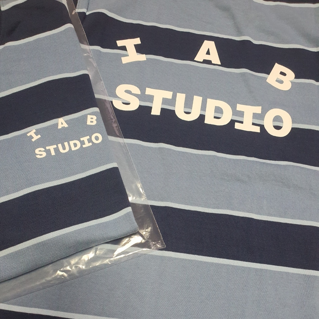 IAB Studio Striped T-Shirt Blue White 착용 스타일