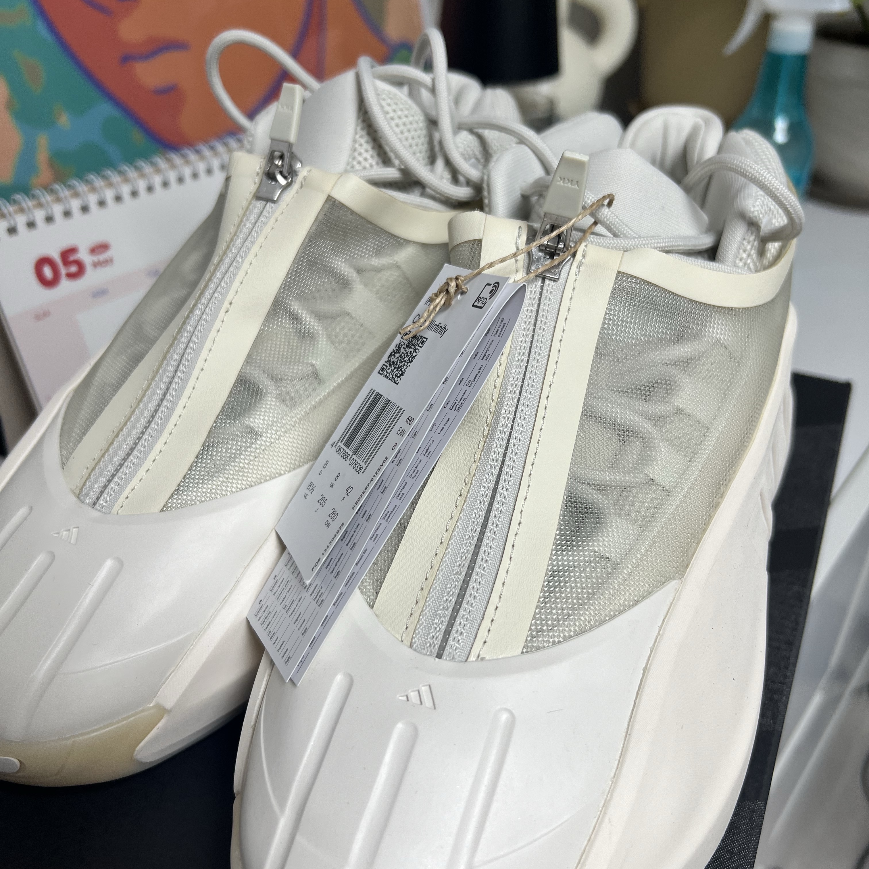 Adidas Crazy IIInfinity Chalk White 착용 스타일 - 1