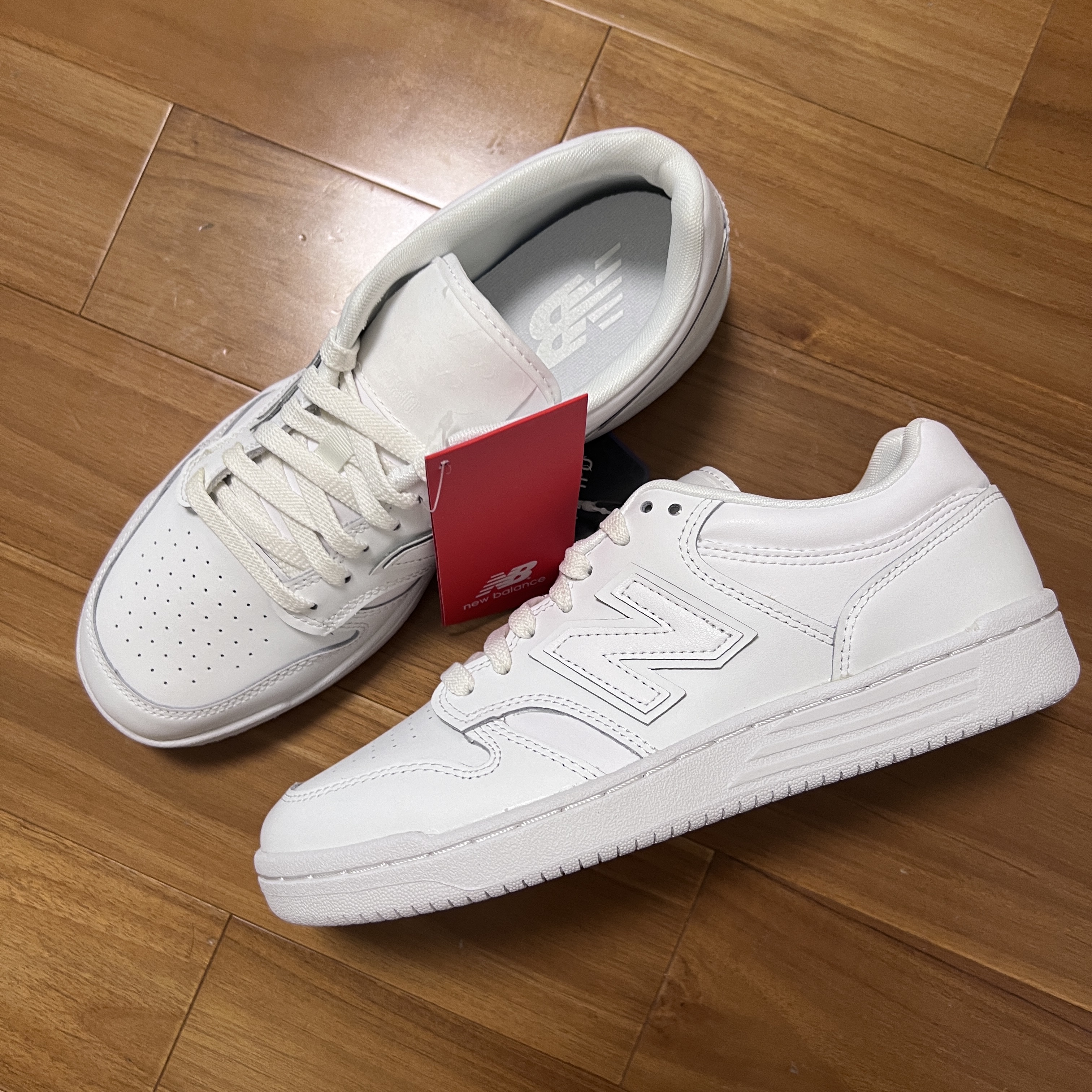 New Balance 480 Triple White 착용 스타일