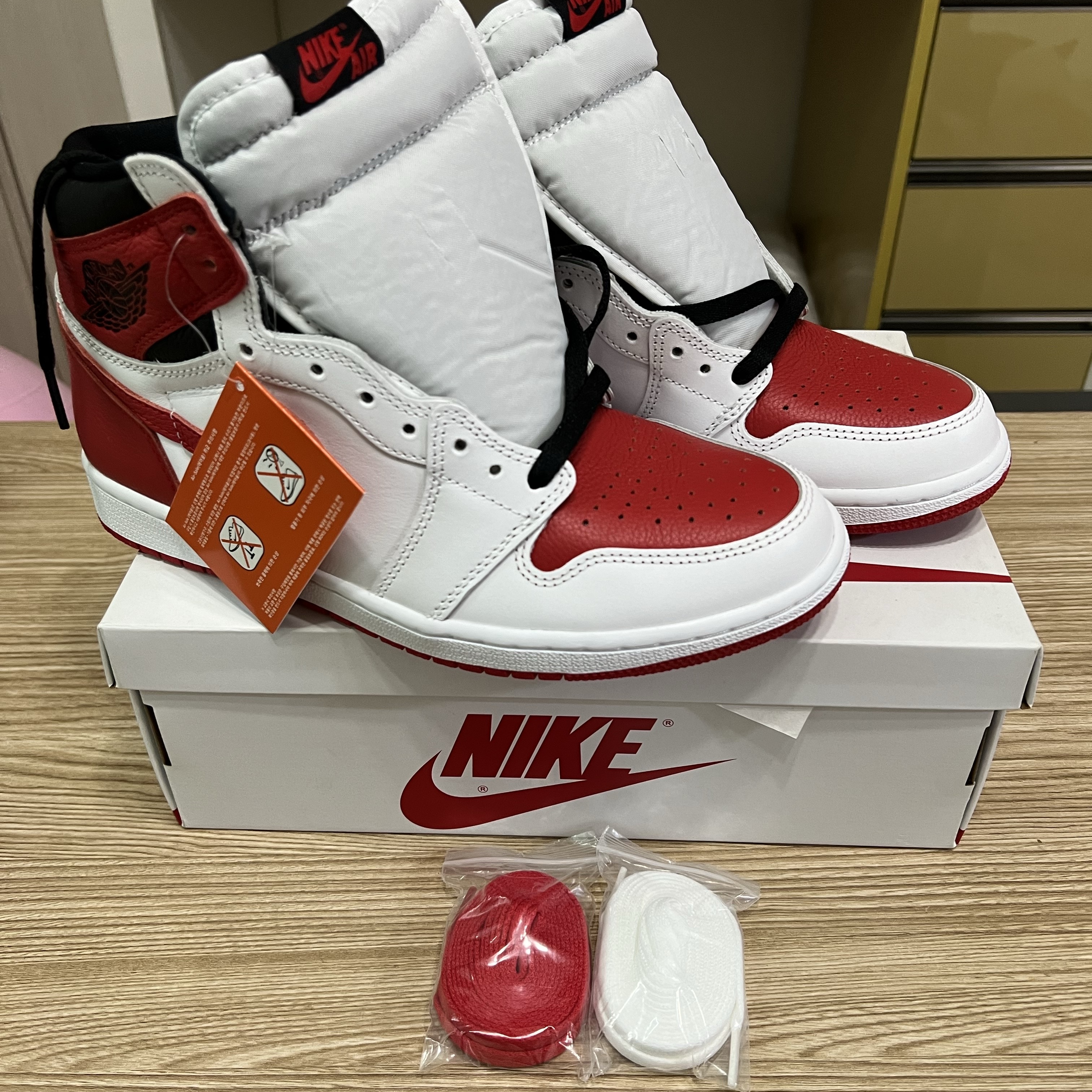 Jordan 1 Retro High OG Heritage 착용 스타일 - 1