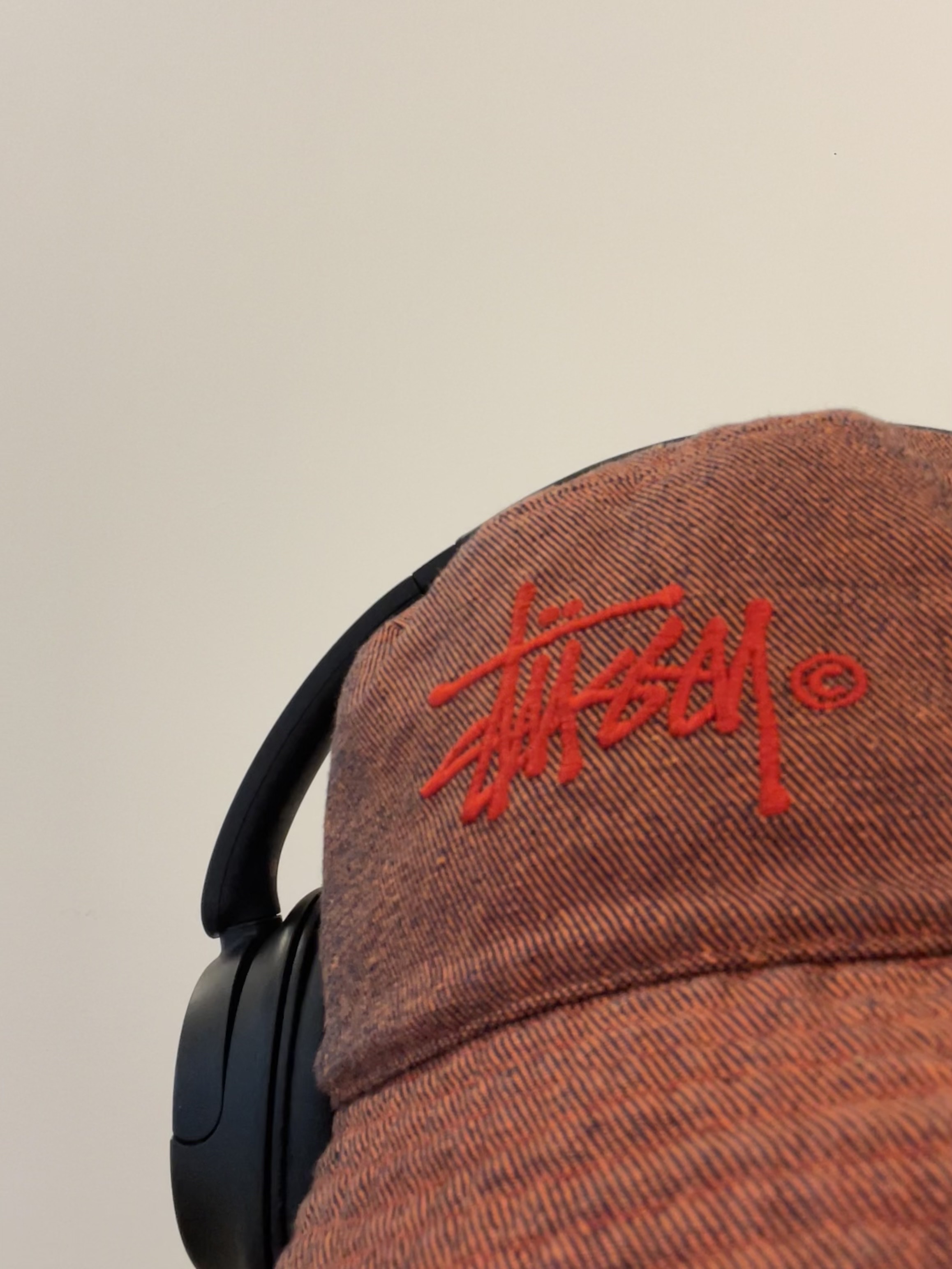 Stussy Copyright Bucket Hat Purple 착용 스타일