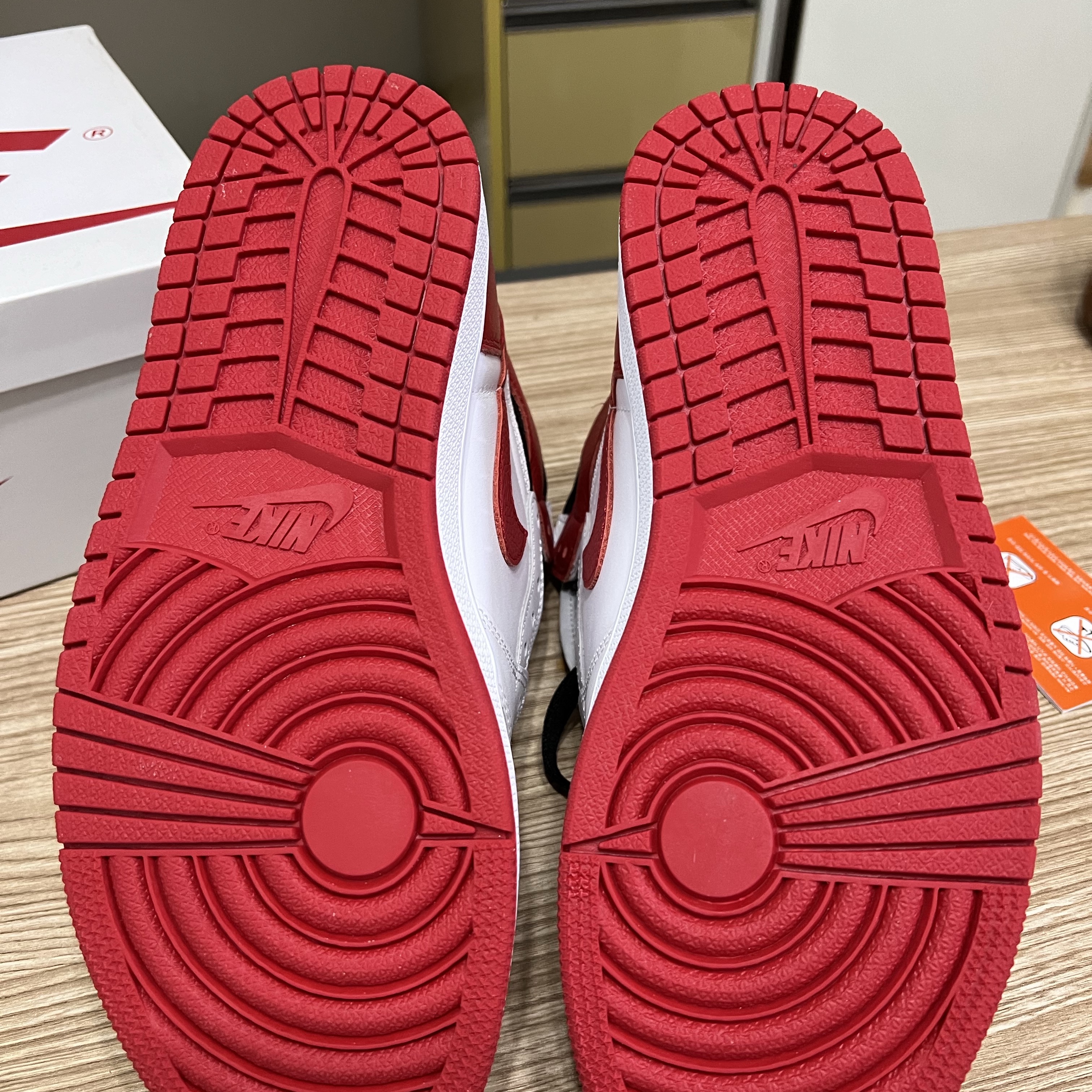 Jordan 1 Retro High OG Heritage 착용 스타일 - 2