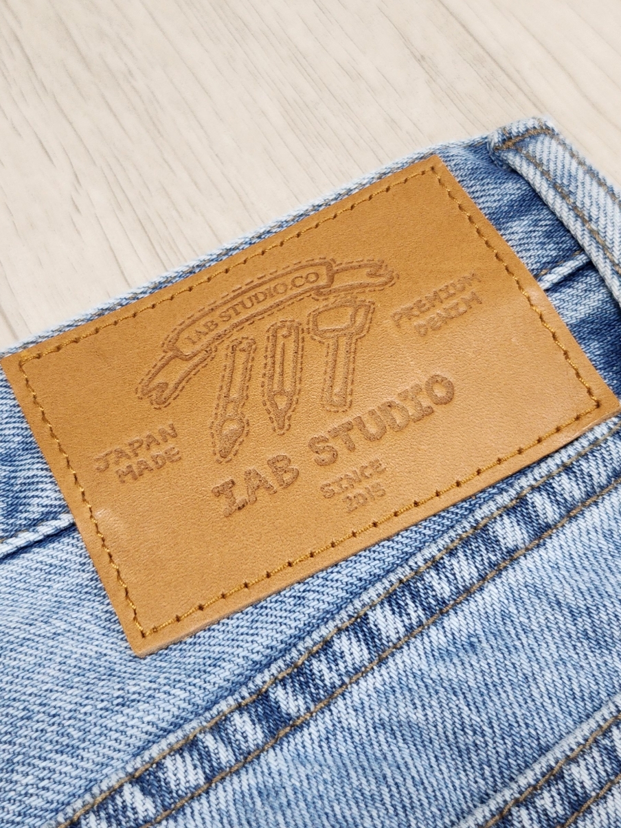 IAB Studio Japanese Washed Denim Pants Blue 착용 스타일 - 4
