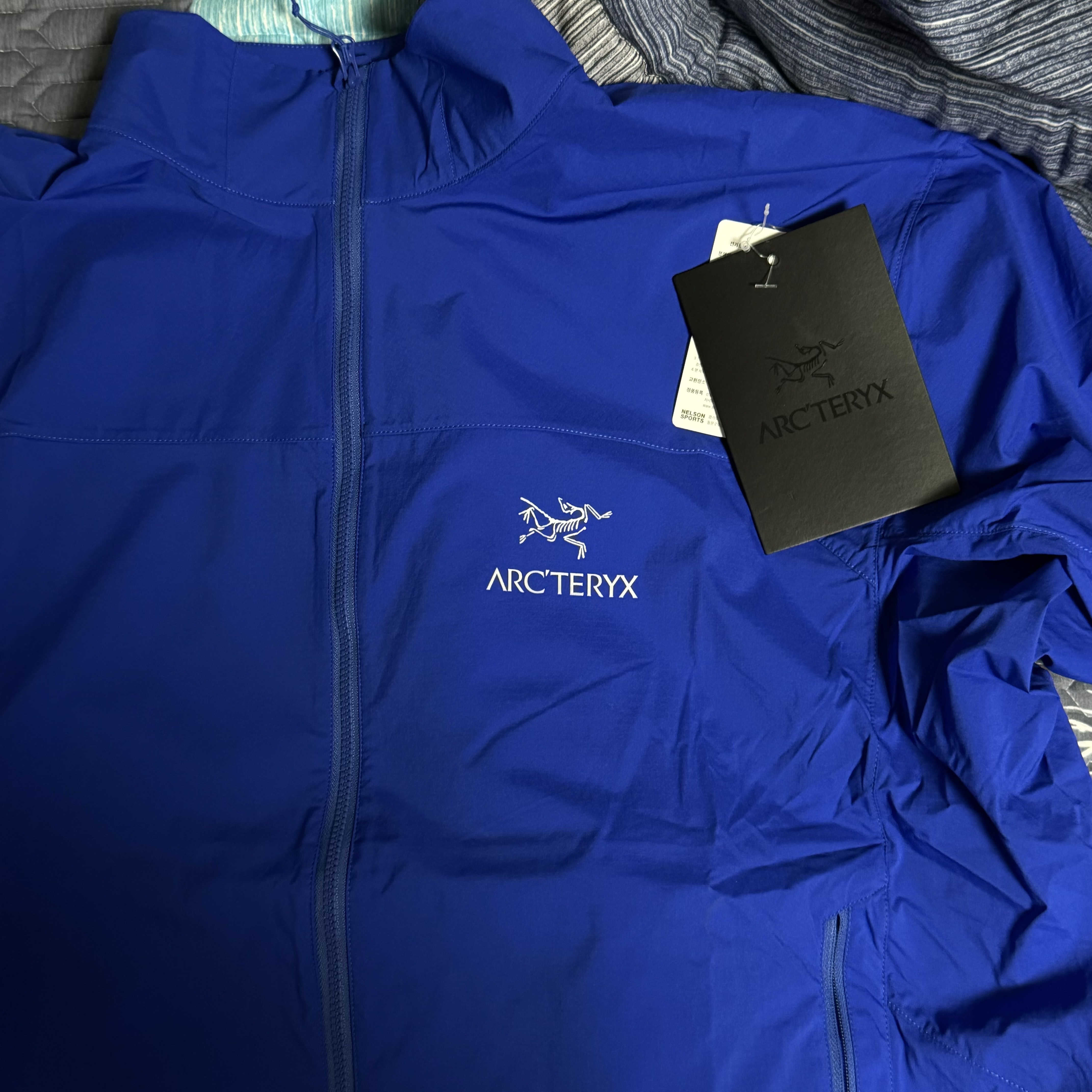 Arc'teryx Squamish Jacket Vitality 착용 스타일 - 1