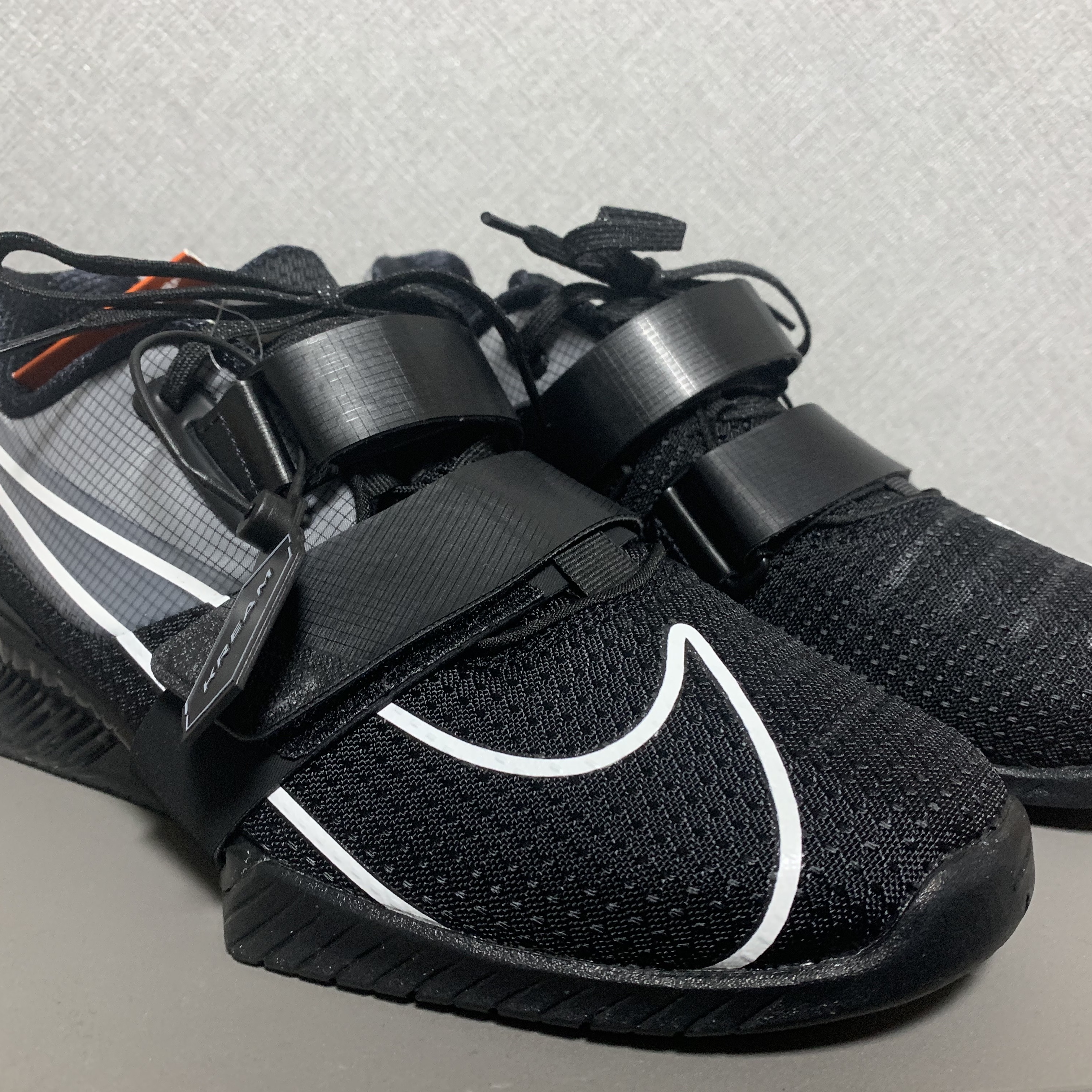 Nike Romaleos 4 Black White 착용 스타일 - 2