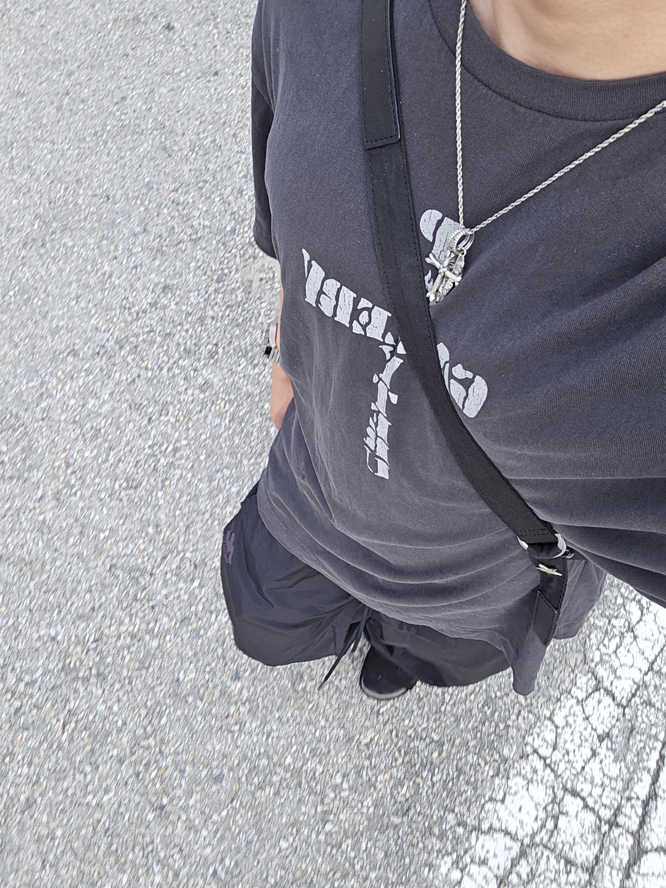 Polyteru Calf Bag Black Lambskin, Polyteru Human Index Index Track Pants Dark Navy/White 착용 스타일