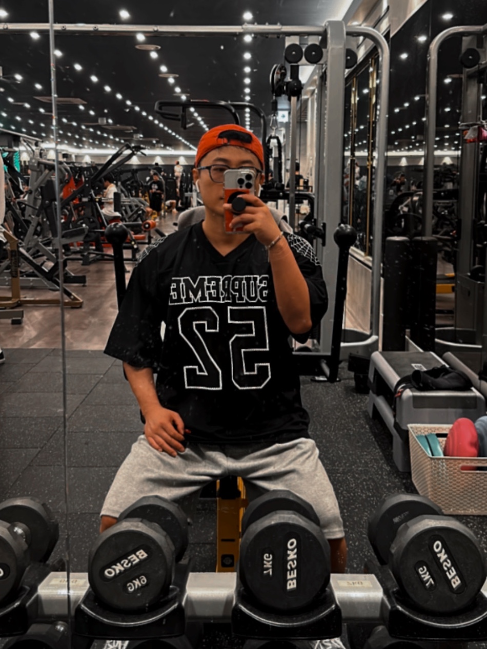 Supreme Spiderweb Football Jersey Black - 24SS 착용 스타일