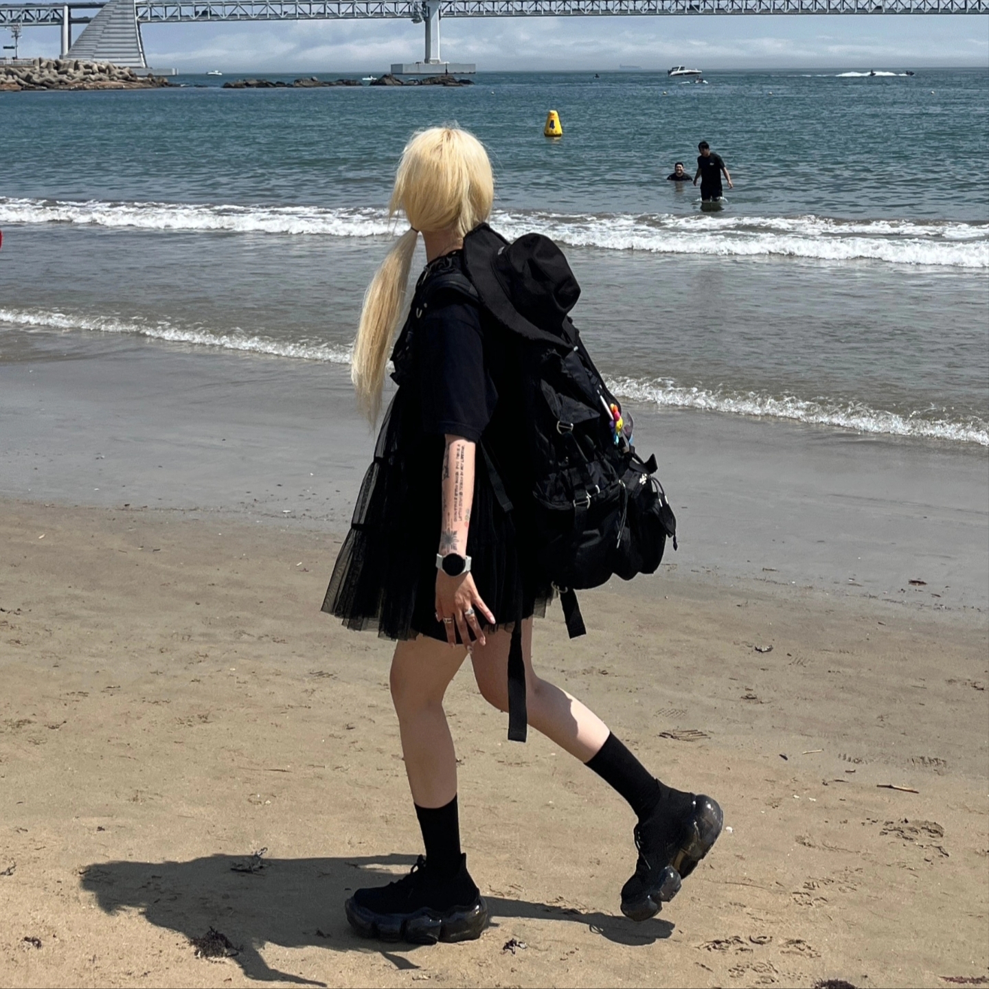 Grounds Moopie Black Black 착용 스타일 - 2