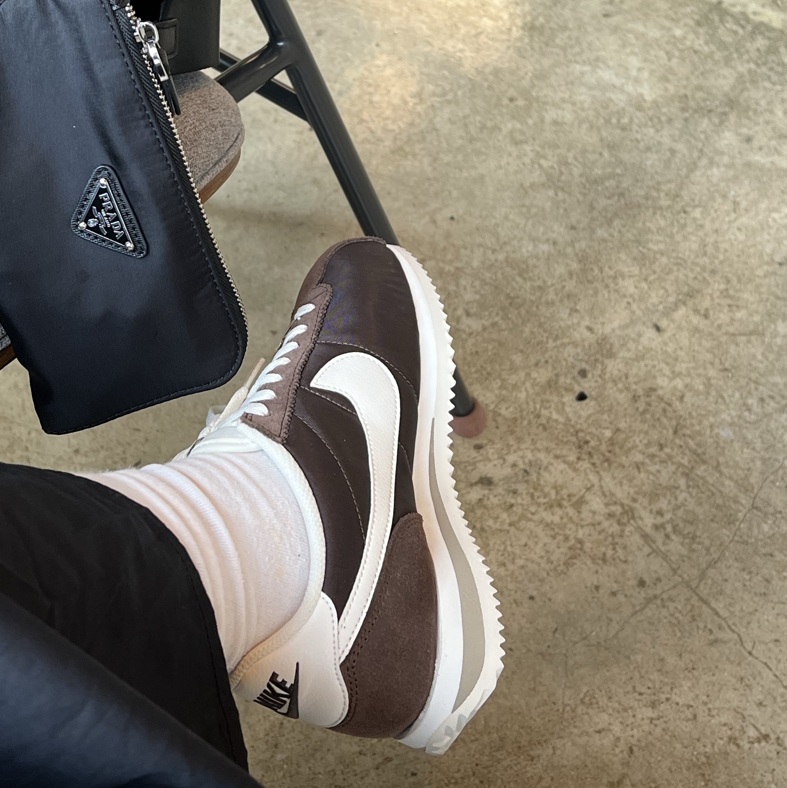 (W) Nike Cortez Baroque Brown 착용 스타일