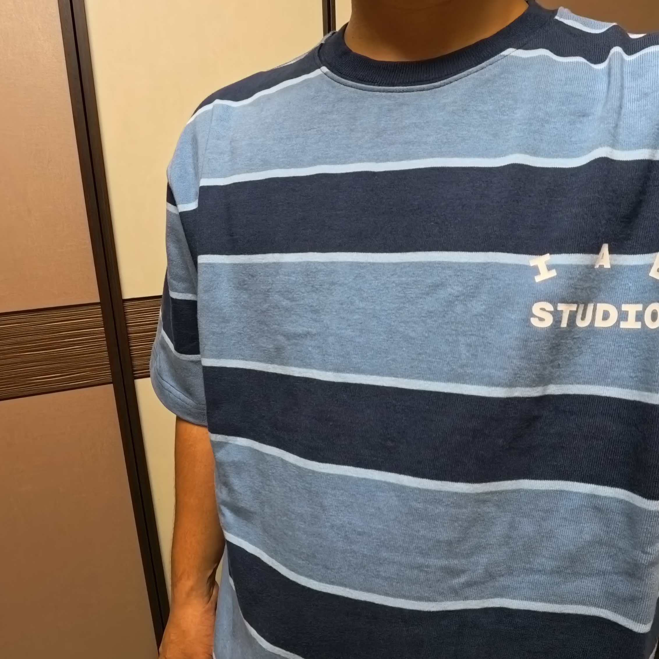 IAB Studio Striped T-Shirt Blue White 착용 스타일 - 2