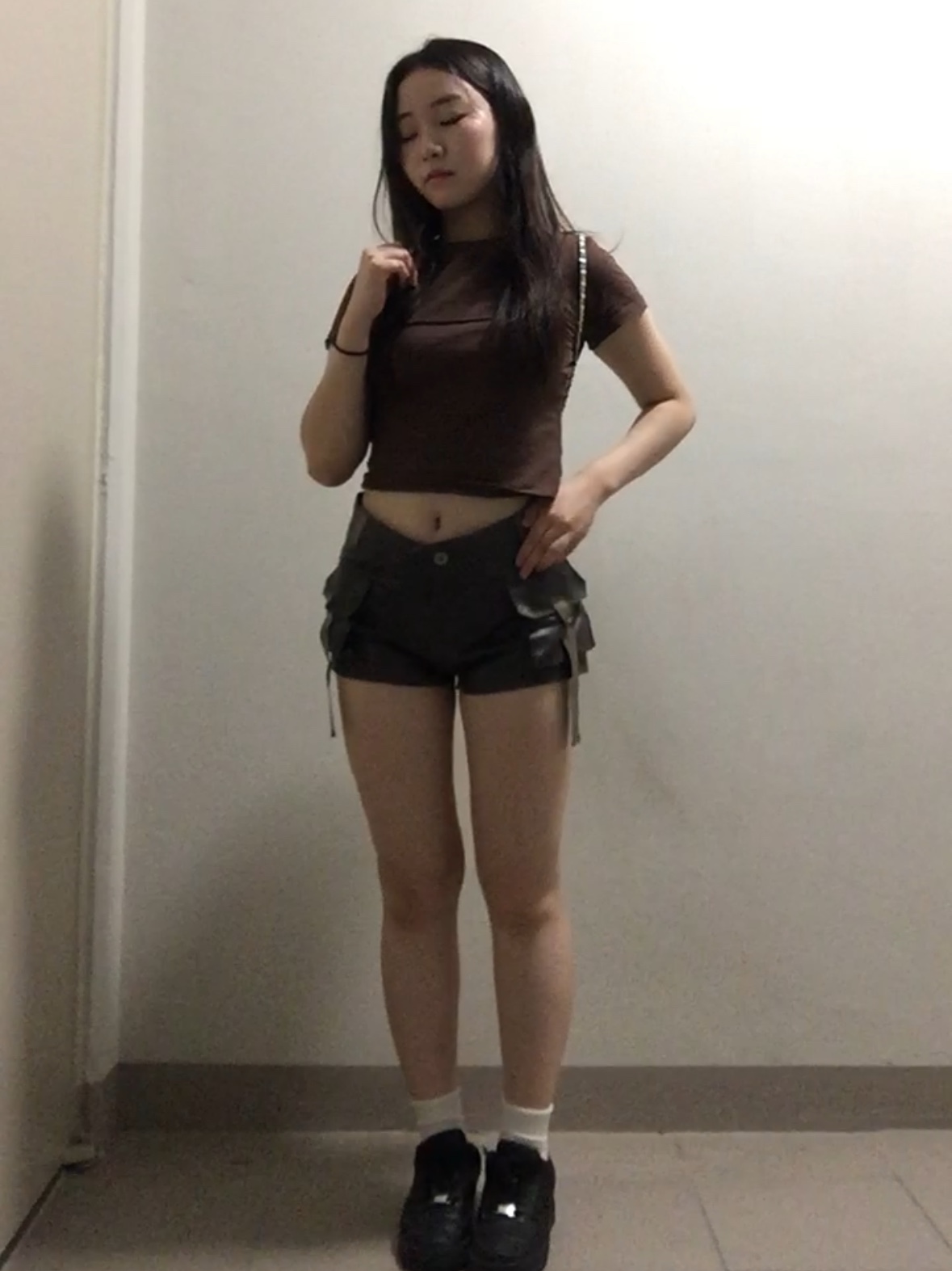 (W) Bohemian Seoul Biker Short Pants Black 착용 스타일 - 3