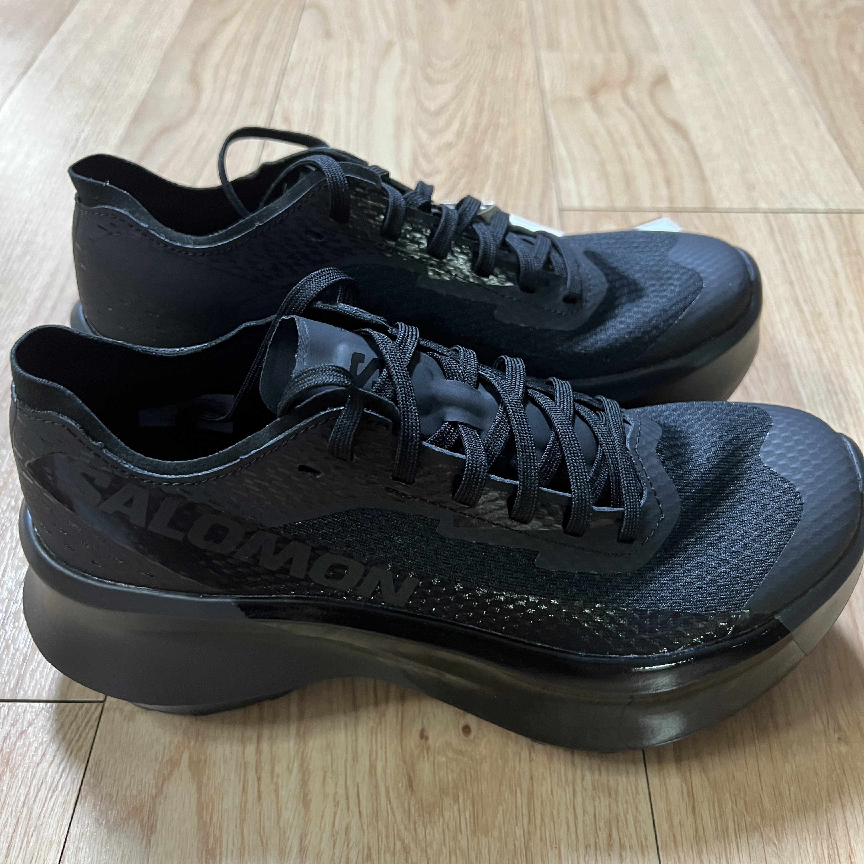 Salomon x Comme des Garcons Phantasm Platform Black 착용 스타일 - 1