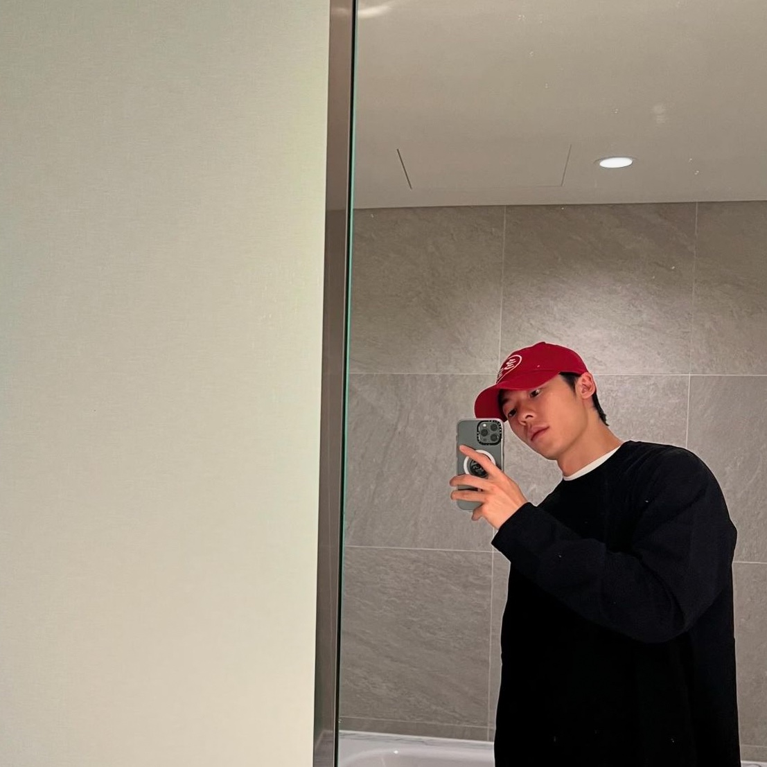 Dada Logo Cap Red - DSML Exclusive 착용 스타일