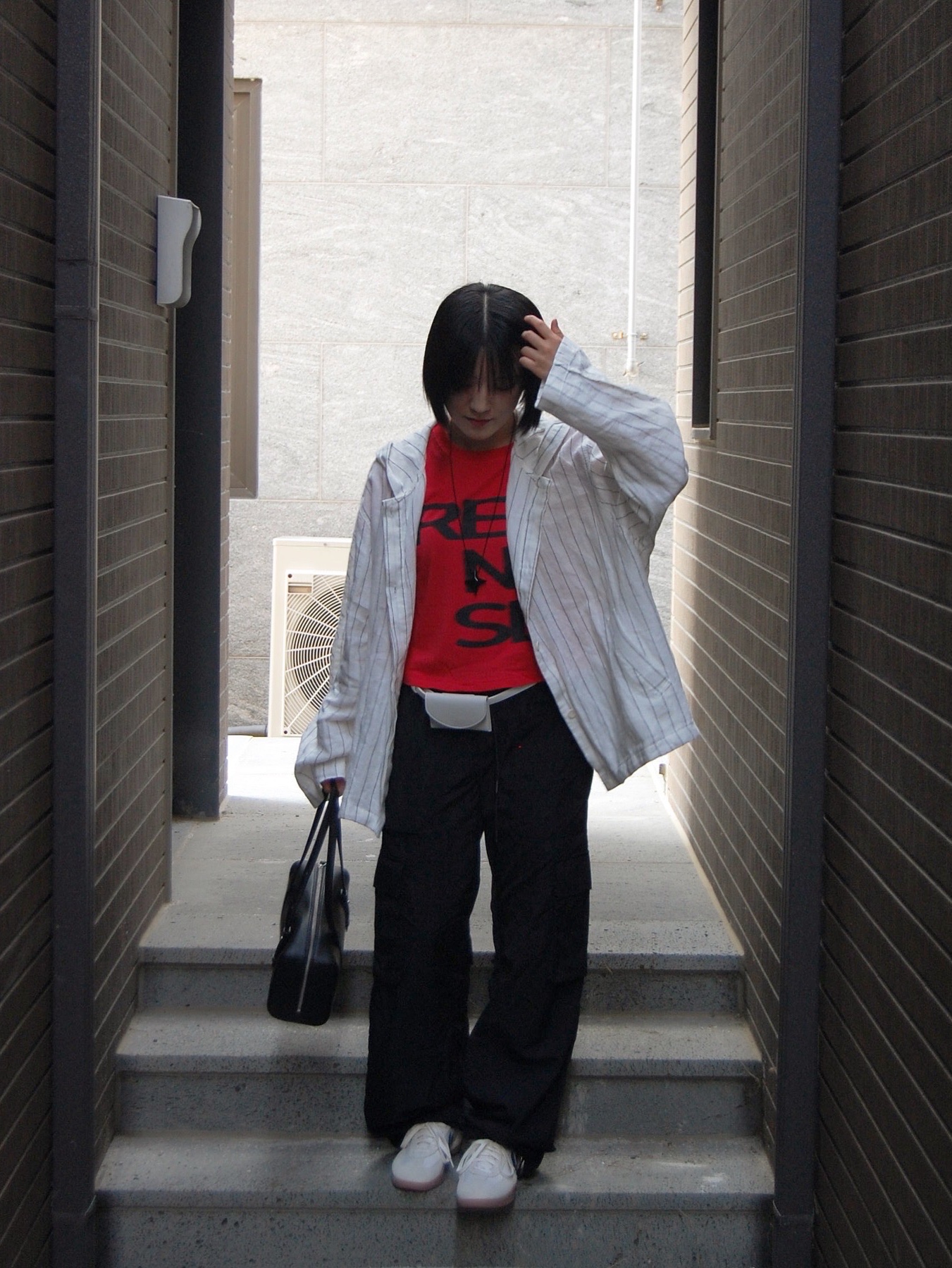 Converse Run Star Trainer Egret Black 착용 스타일