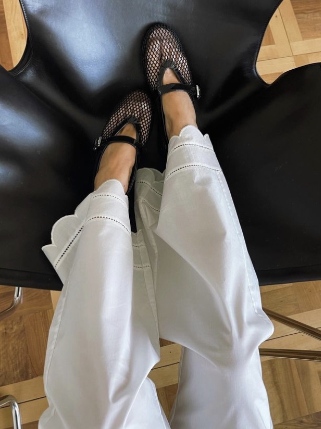 The Garment x Giaborghini Women Grete Mesh Black 착용 스타일 - 10