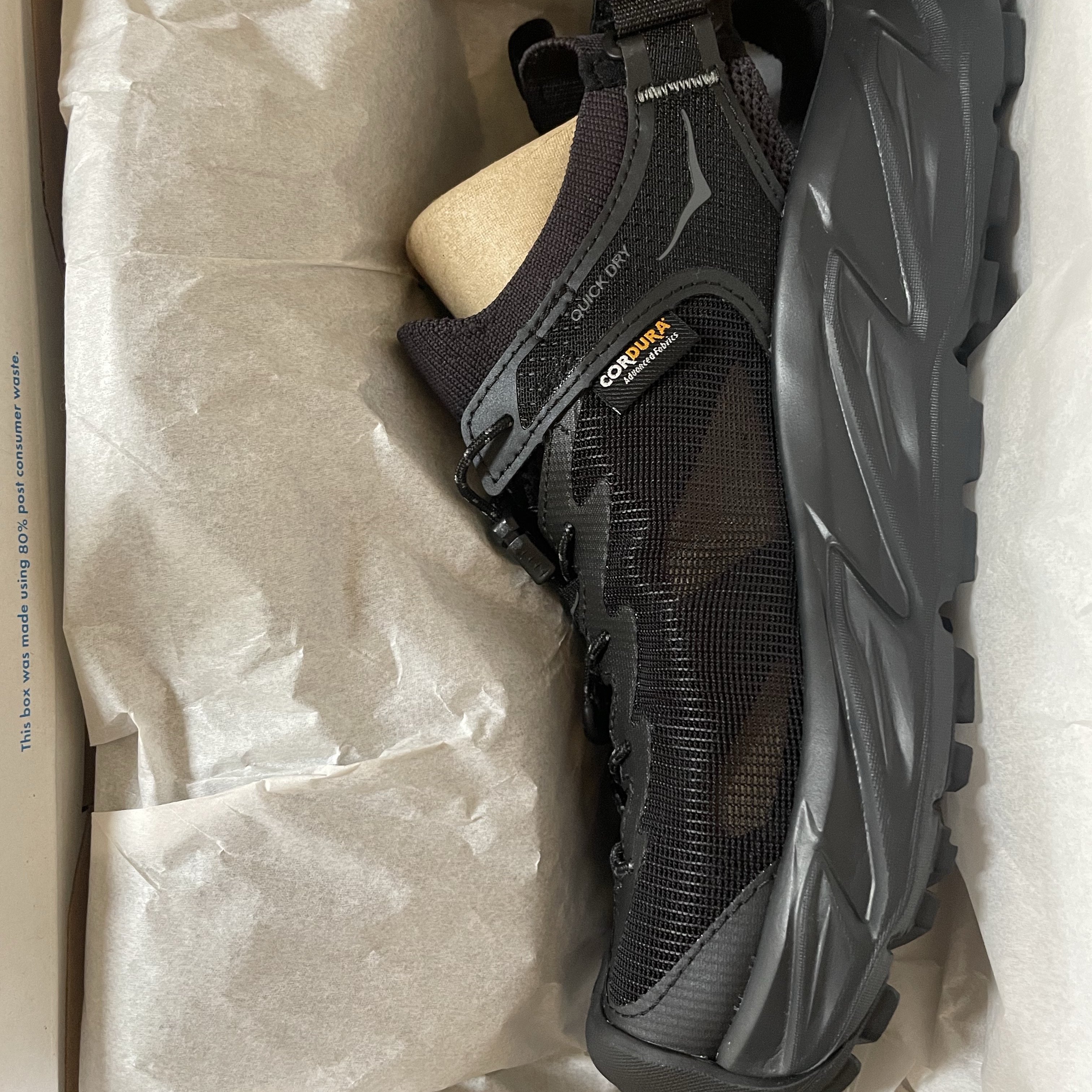 Hoka Hopara 2 Black 착용 스타일