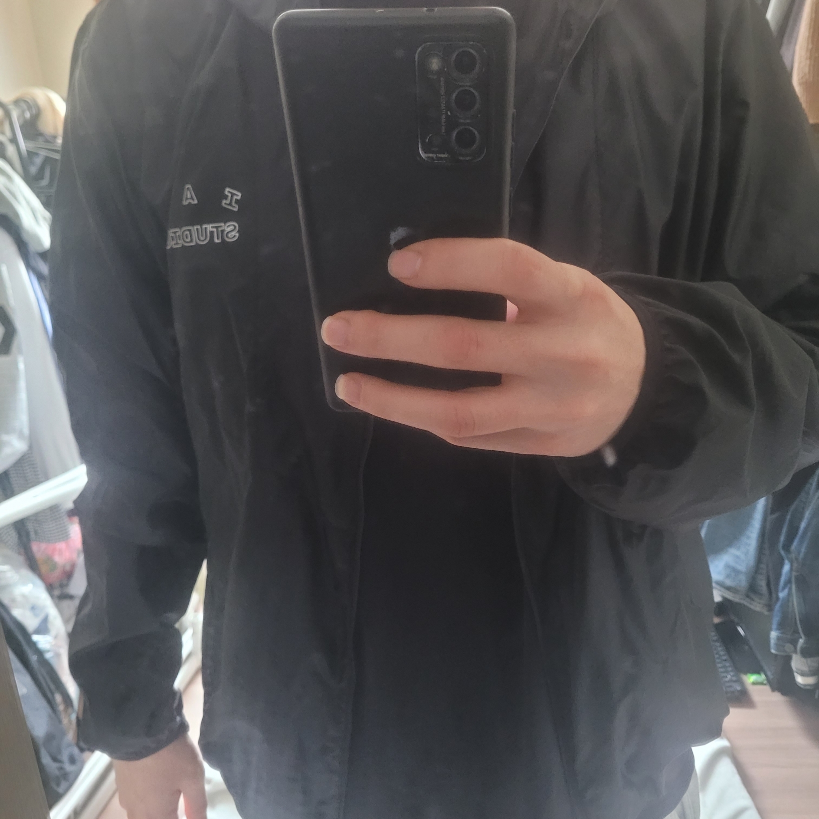 IAB Studio Ripstop Wind Jacket Black 착용 스타일 - 2