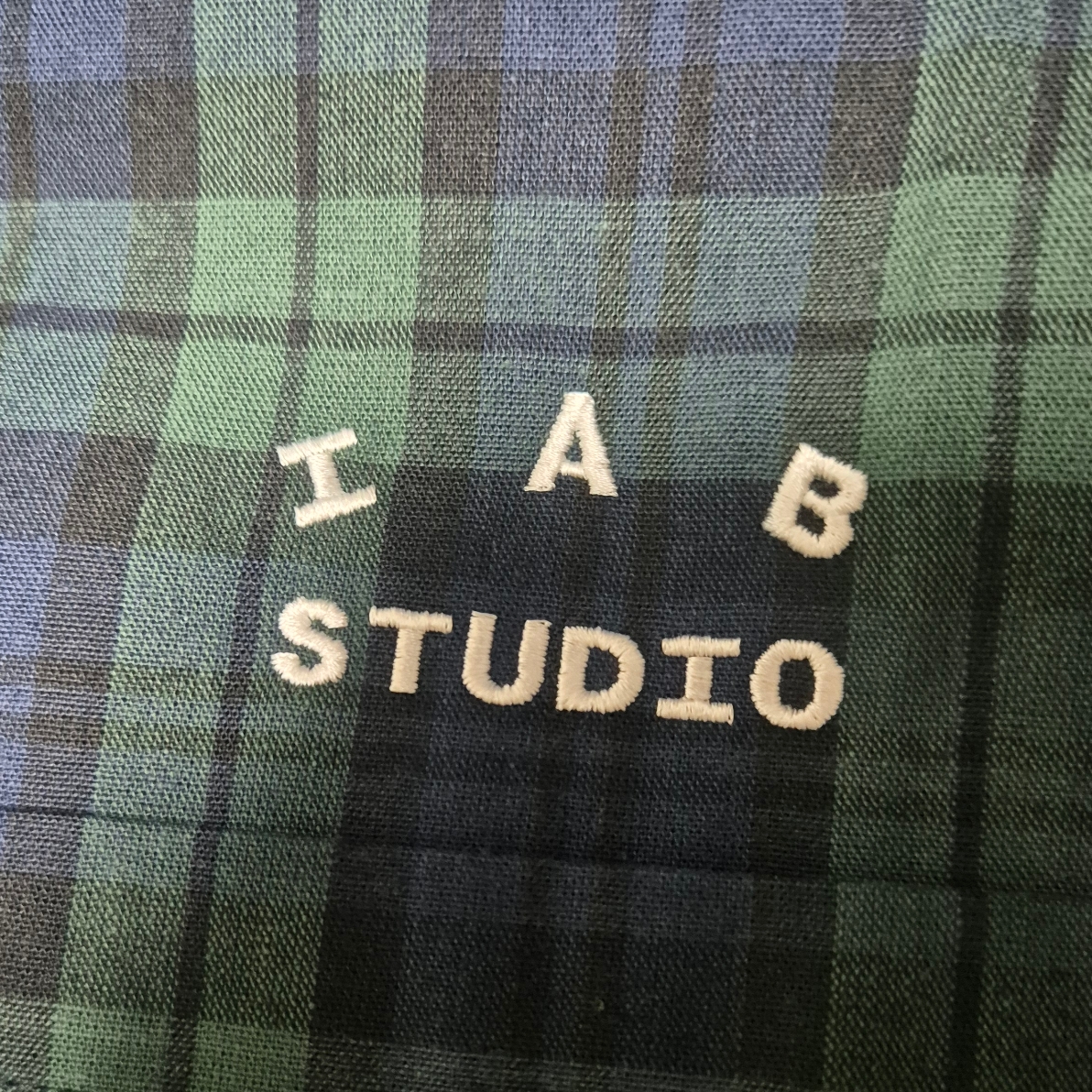 IAB Studio Blackwatch Tartan Shirt Blue Green 착용 스타일