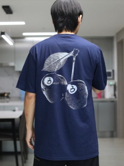 Stussy Cherries T-Shirt Navy 착용 스타일 - 2