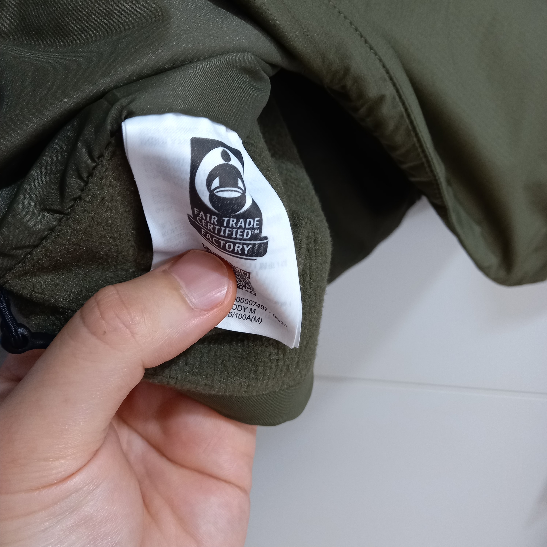 Arc'teryx Atom LT Hoody Tatsu Forage 착용 스타일 - 6