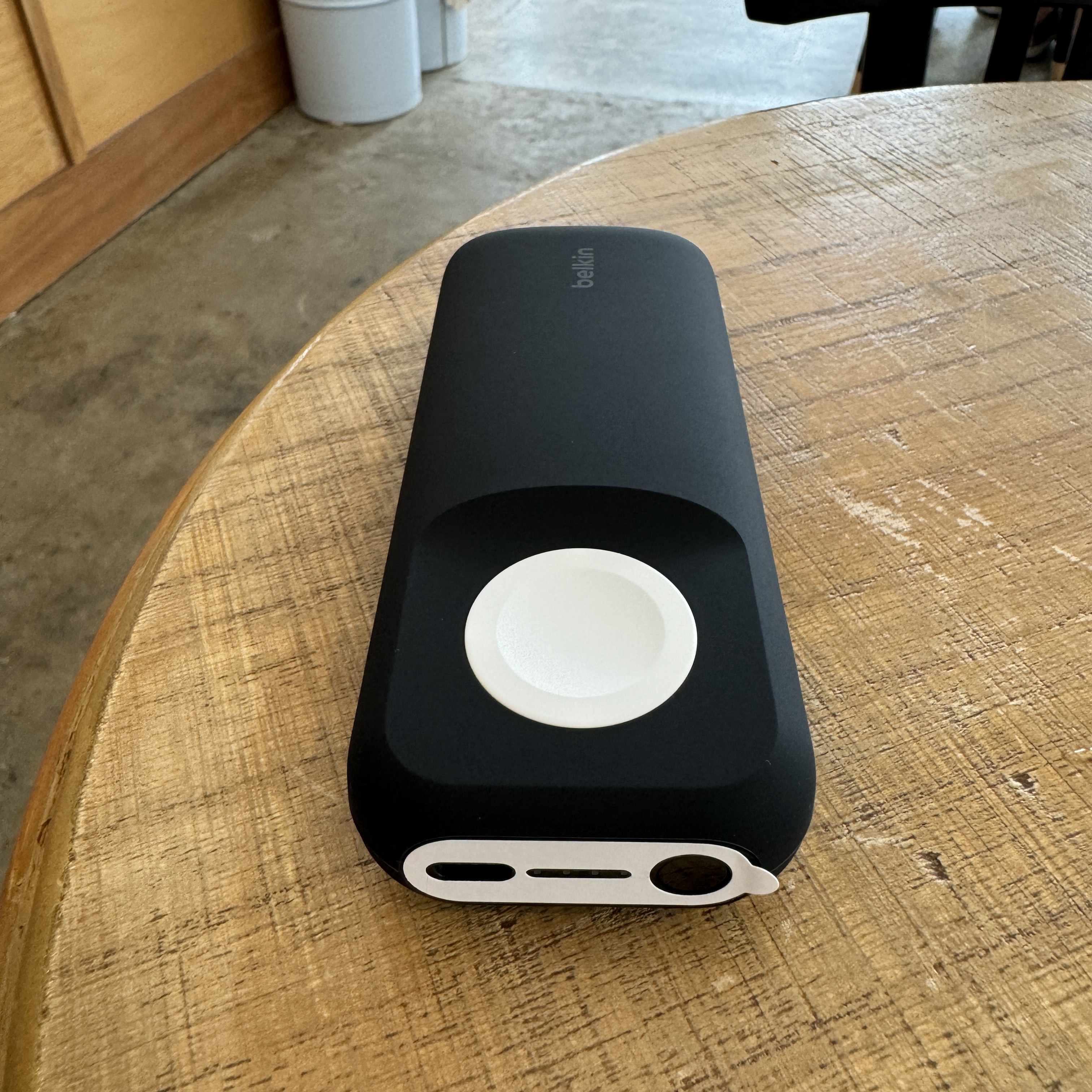 Belkin 10000mAh Apple Watch Portable High-speed Wireless Charging Battery BPD005bt 착용 스타일