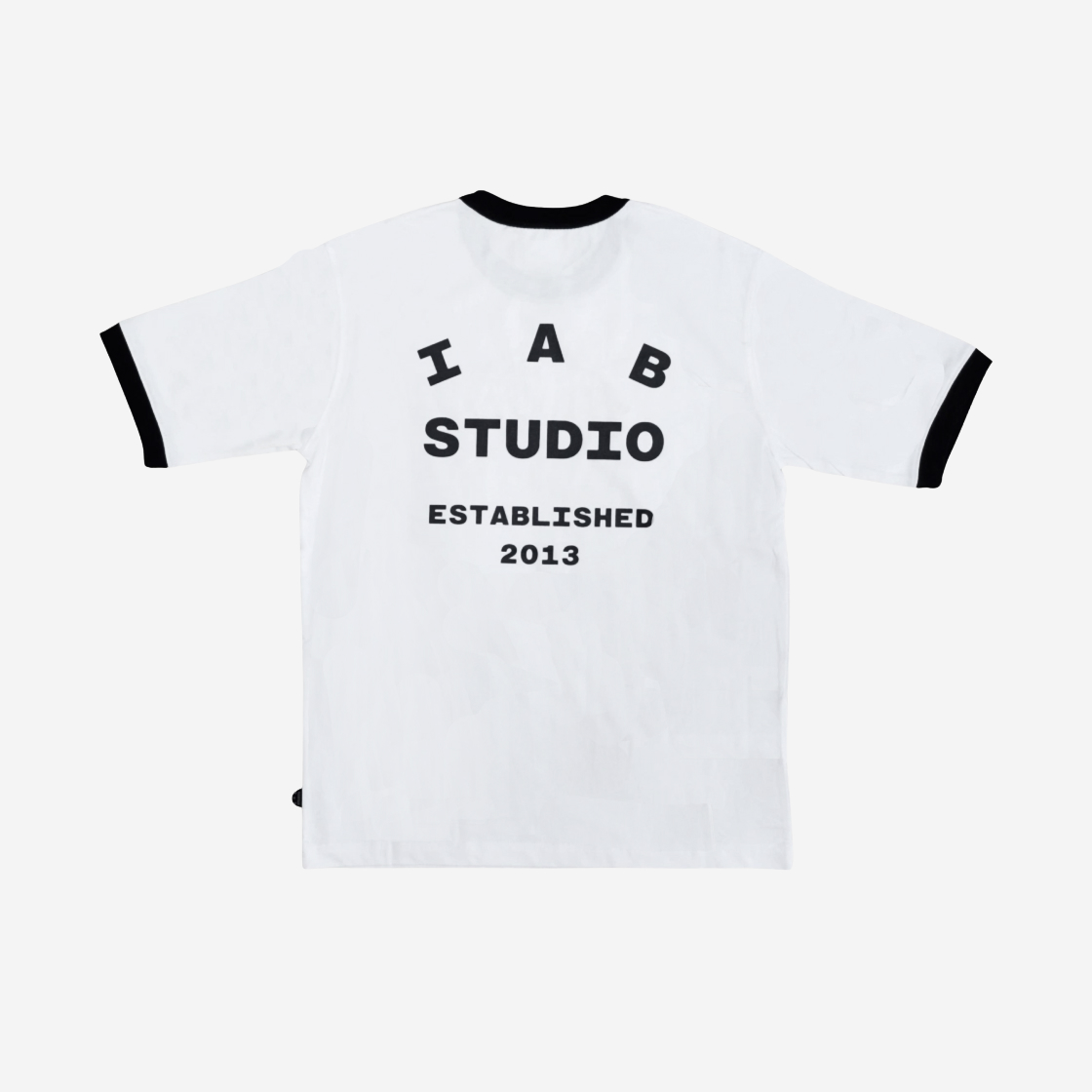 IAB Studio Establishe... STYLE KREAM